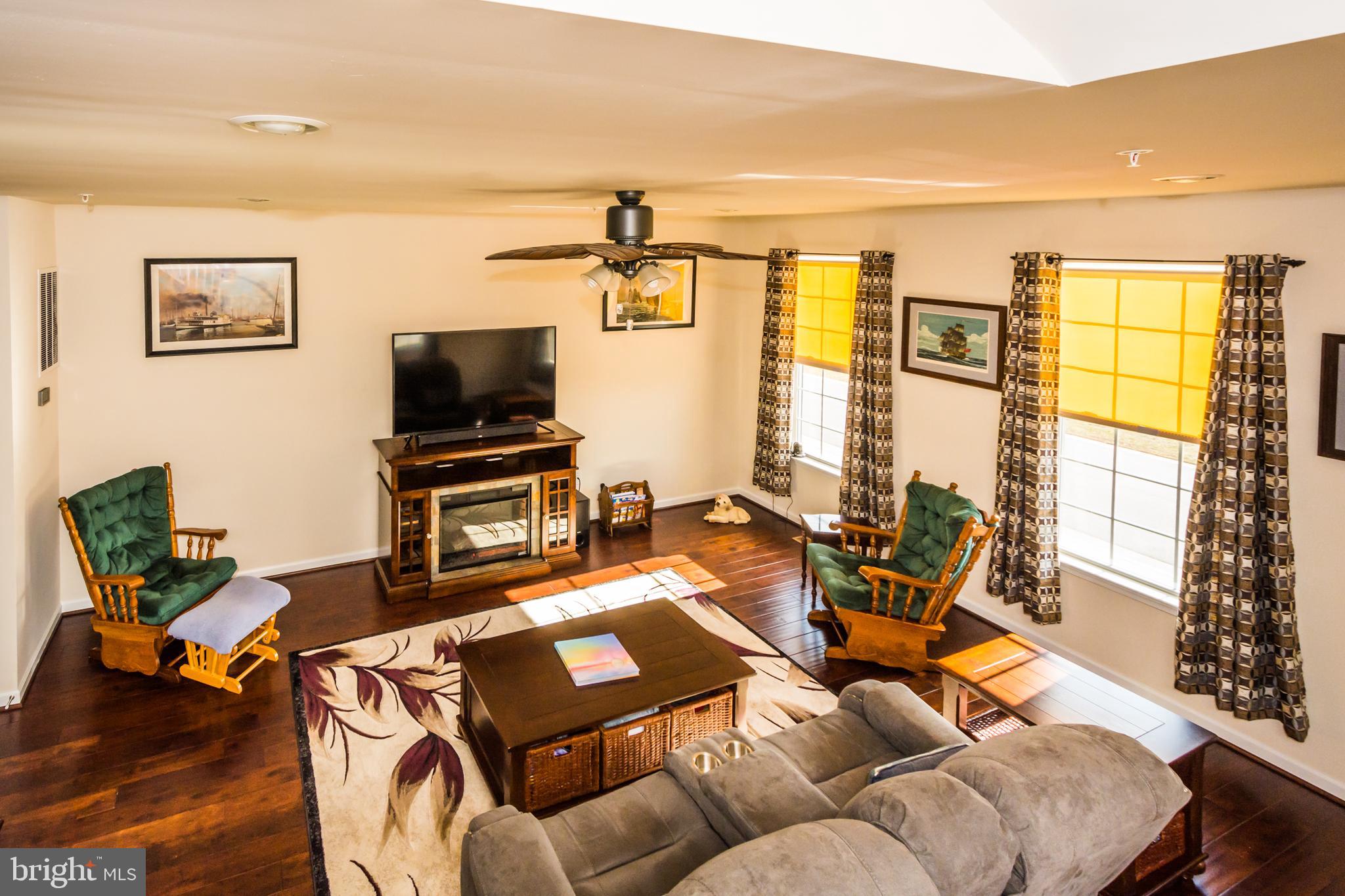 TANYARD SPRINGS - Residential