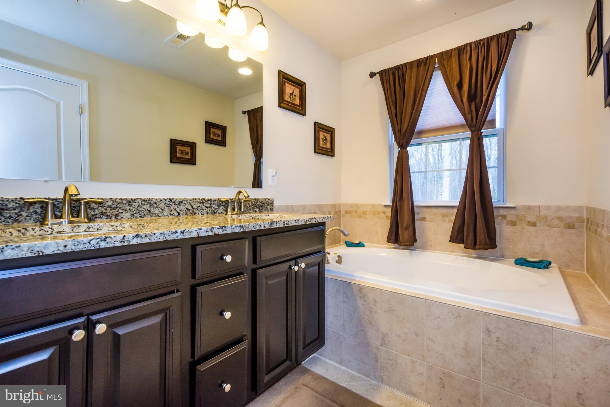 TANYARD SPRINGS - Residential