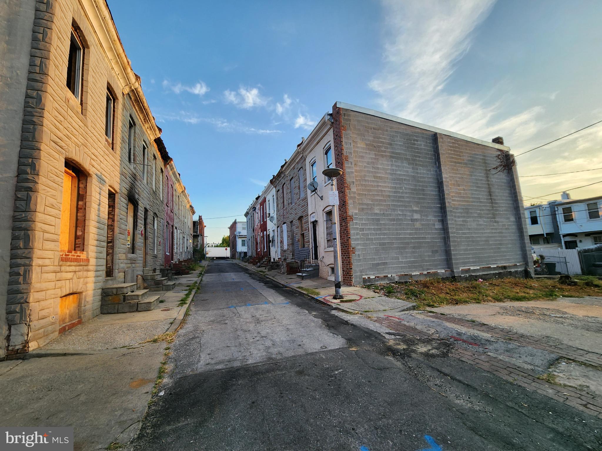 BROADWAY EAST - Residential