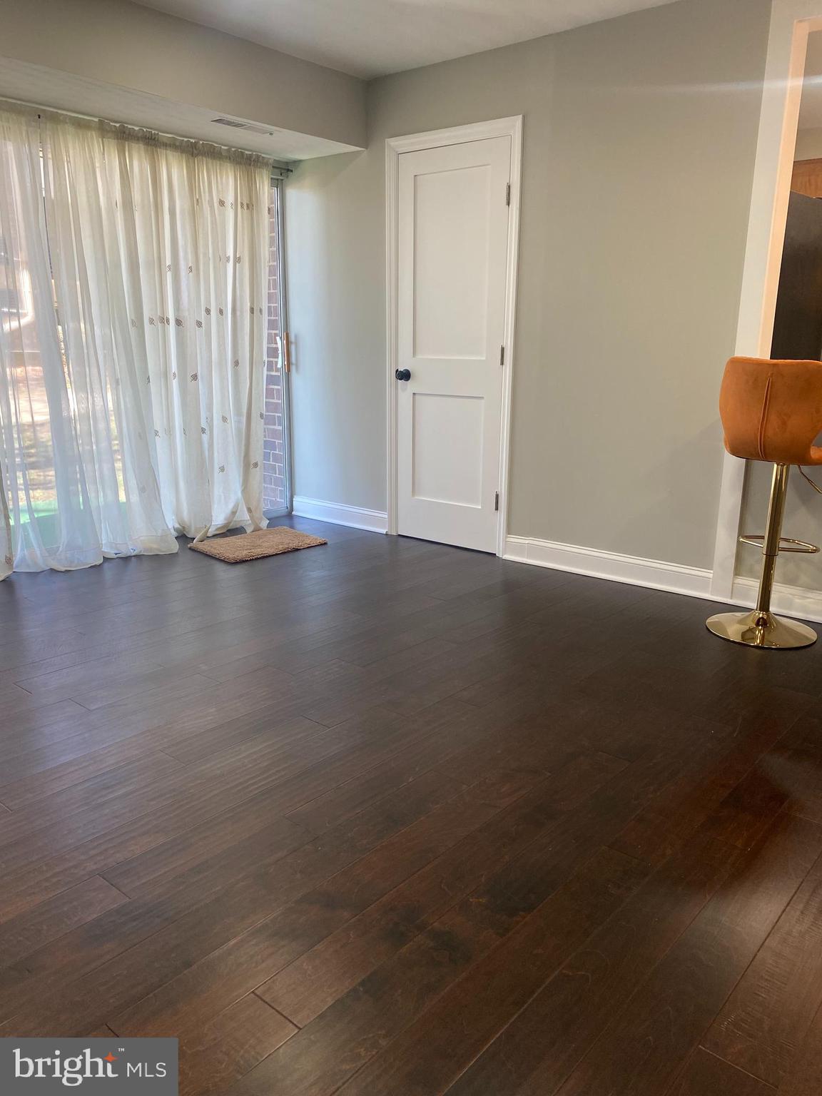 MARLOW TOWERS - Residential