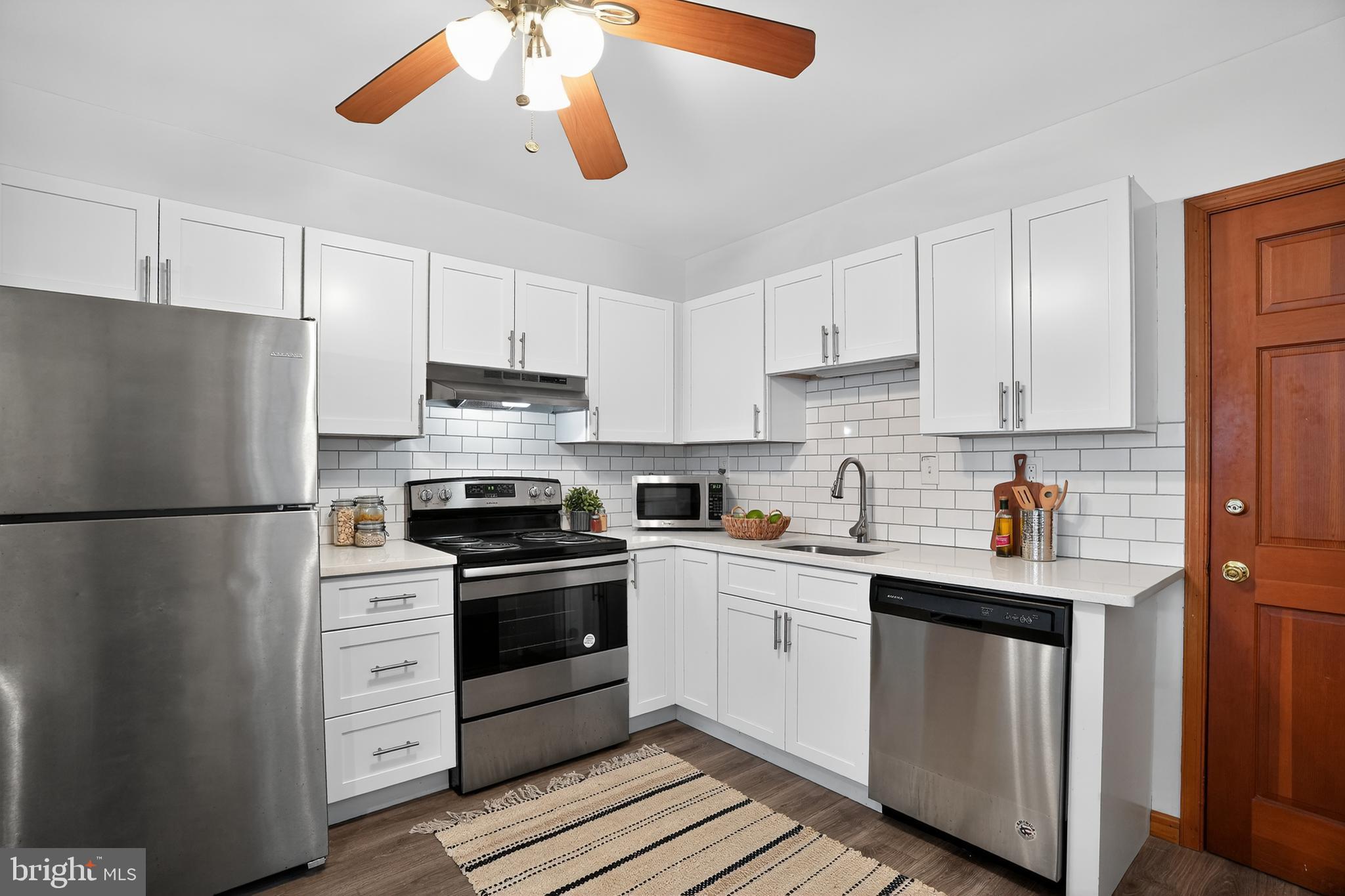 FRANCISVILLE - Residential