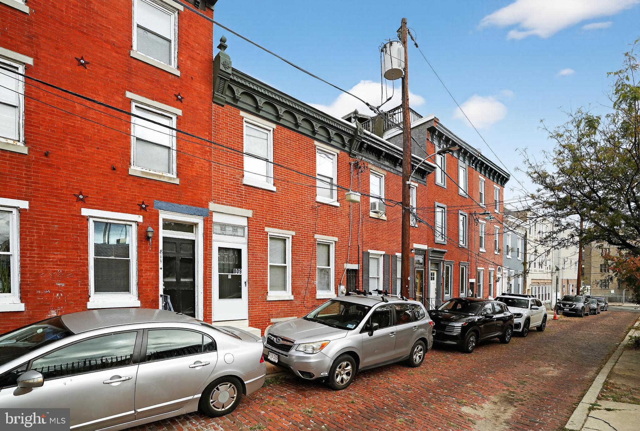 FRANCISVILLE - Residential