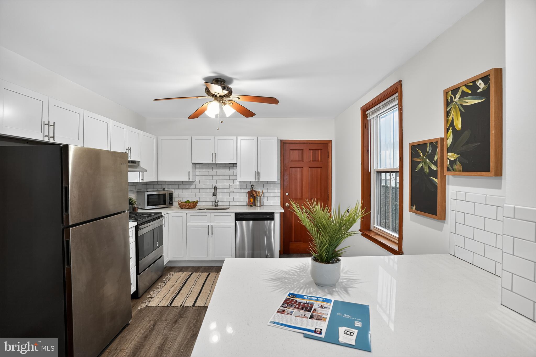 FRANCISVILLE - Residential