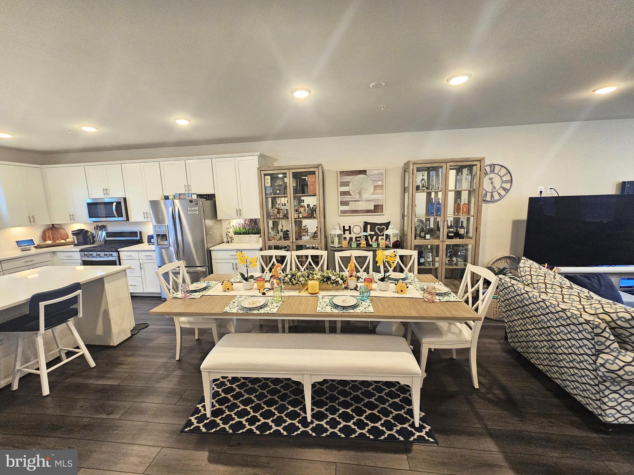 WATERSHED - Residential Lease