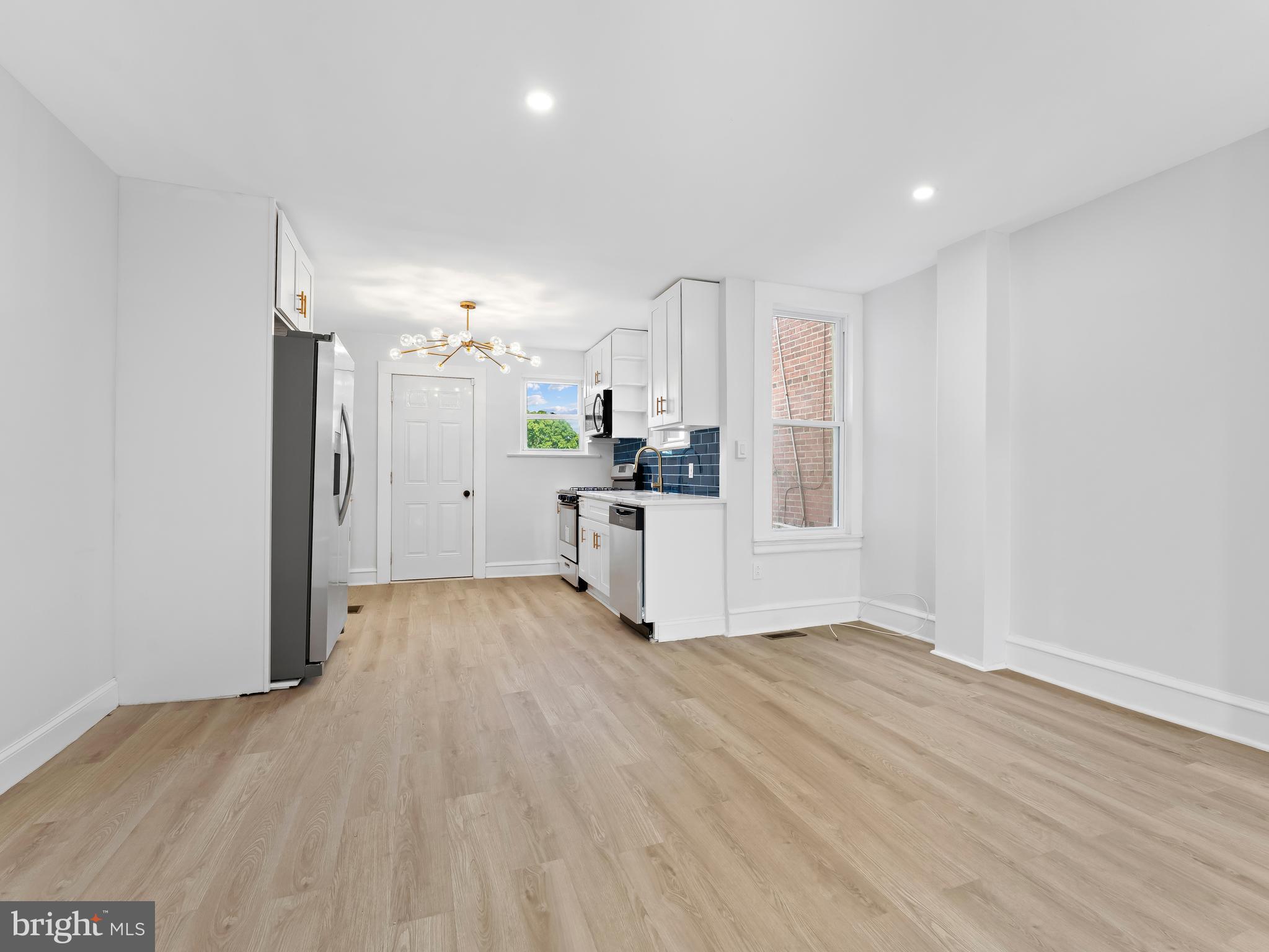 WEST OAK LANE - Residential