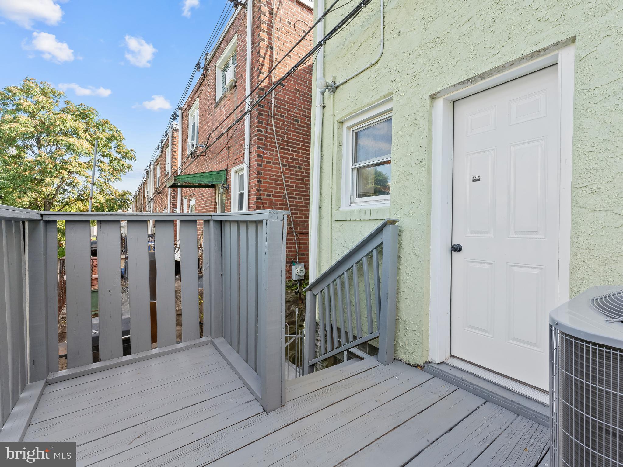 WEST OAK LANE - Residential