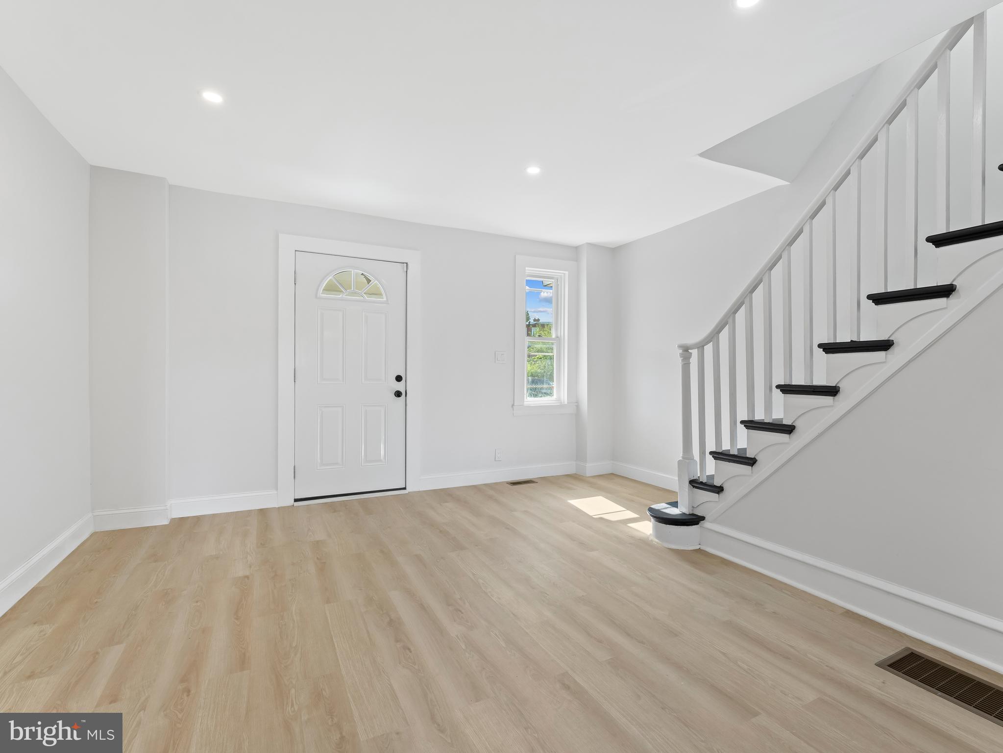 WEST OAK LANE - Residential