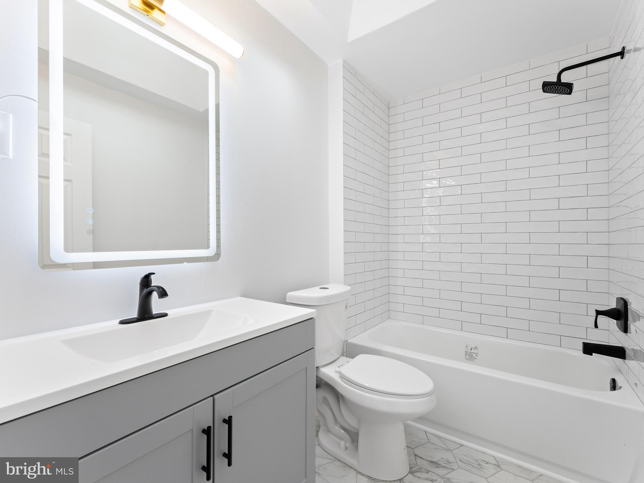 WEST OAK LANE - Residential