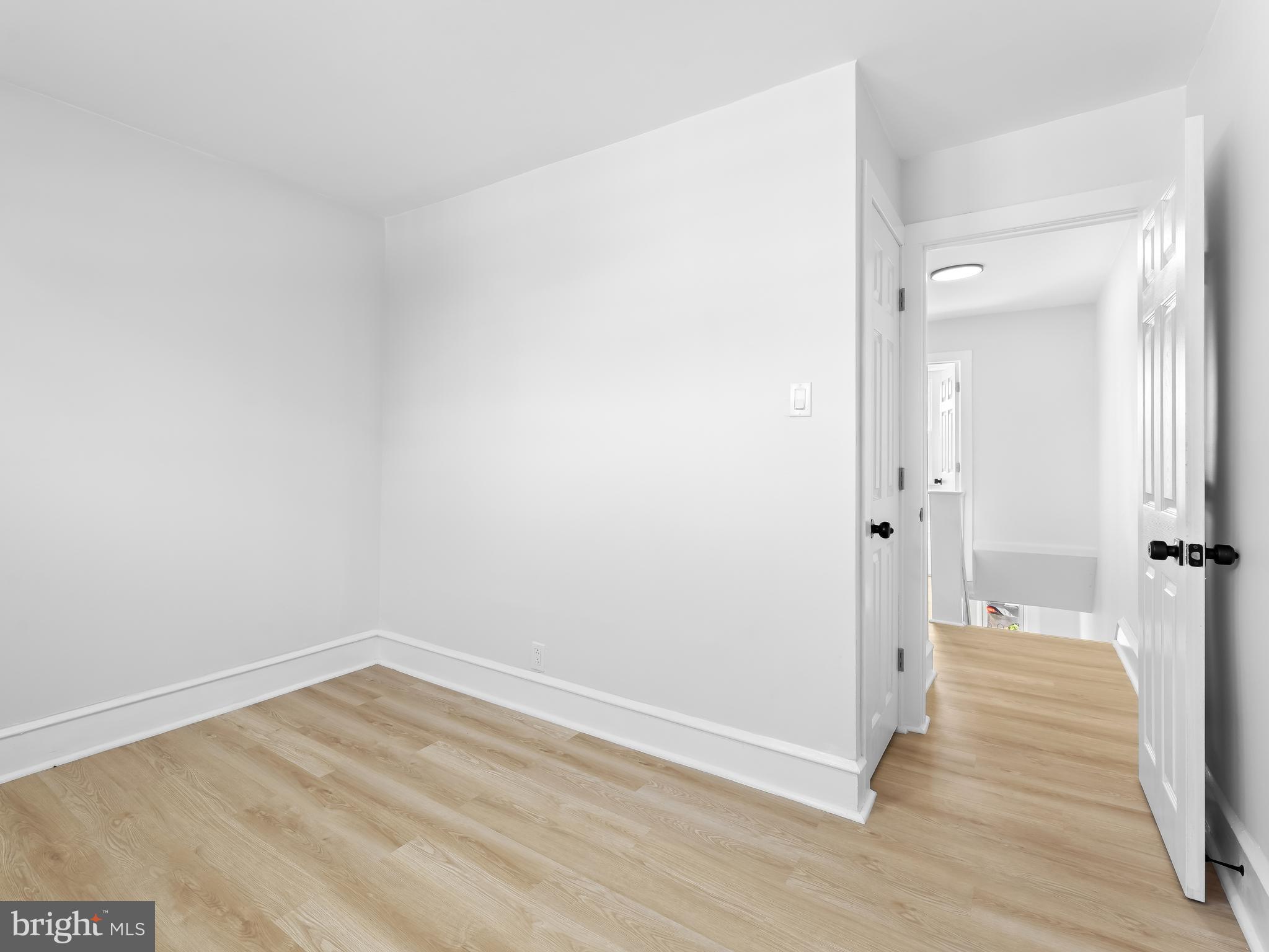 WEST OAK LANE - Residential