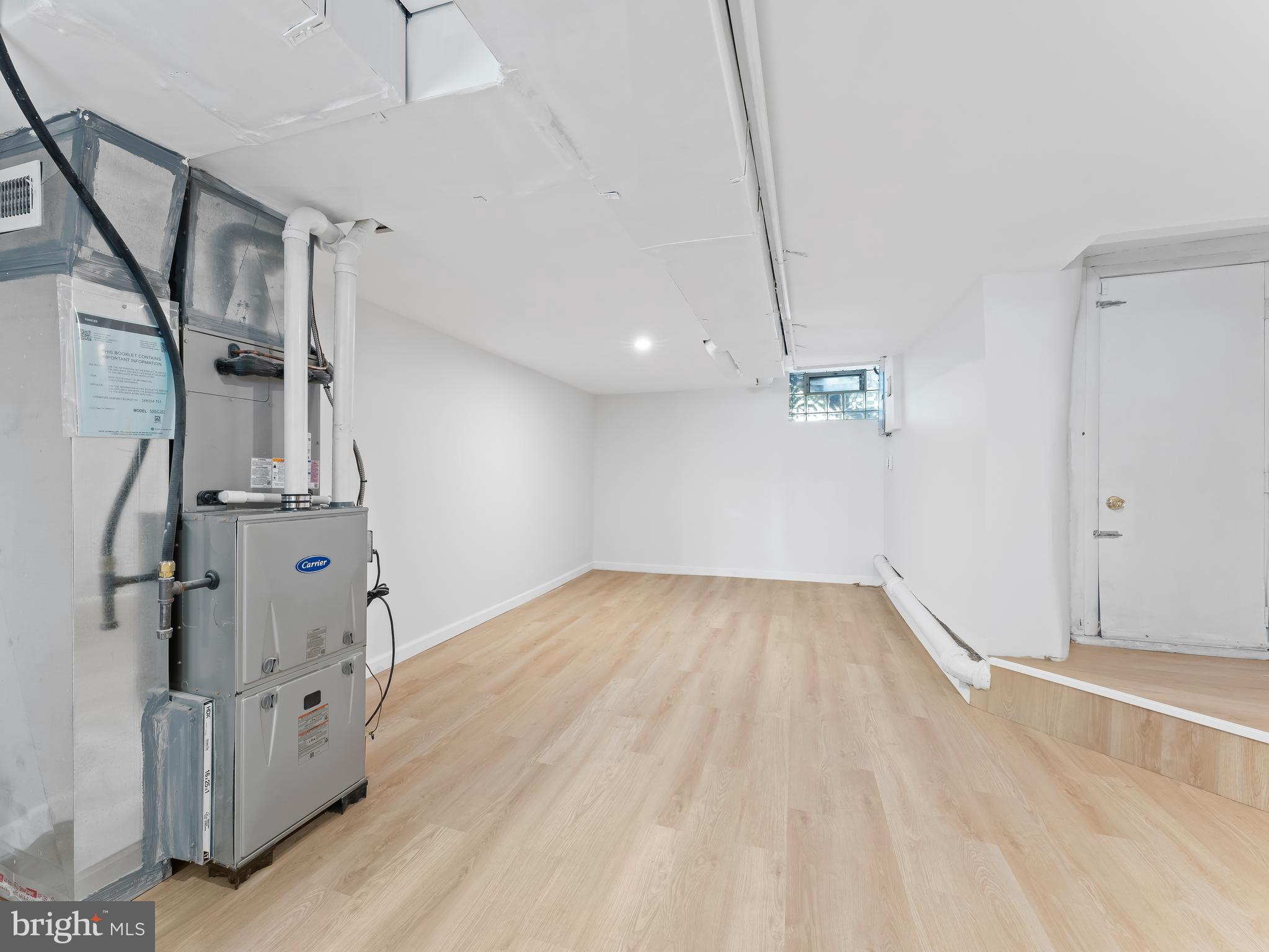 WEST OAK LANE - Residential