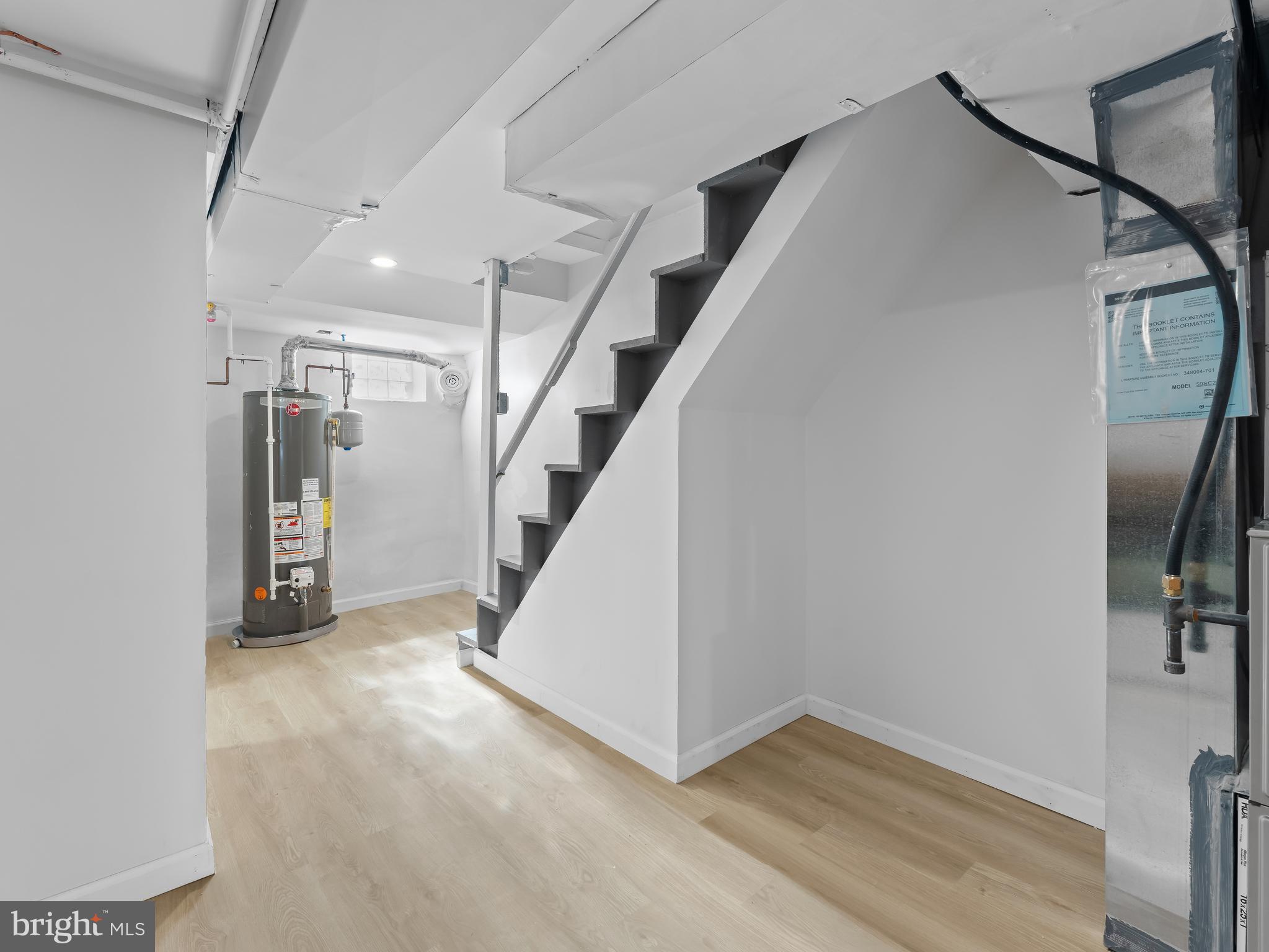 WEST OAK LANE - Residential