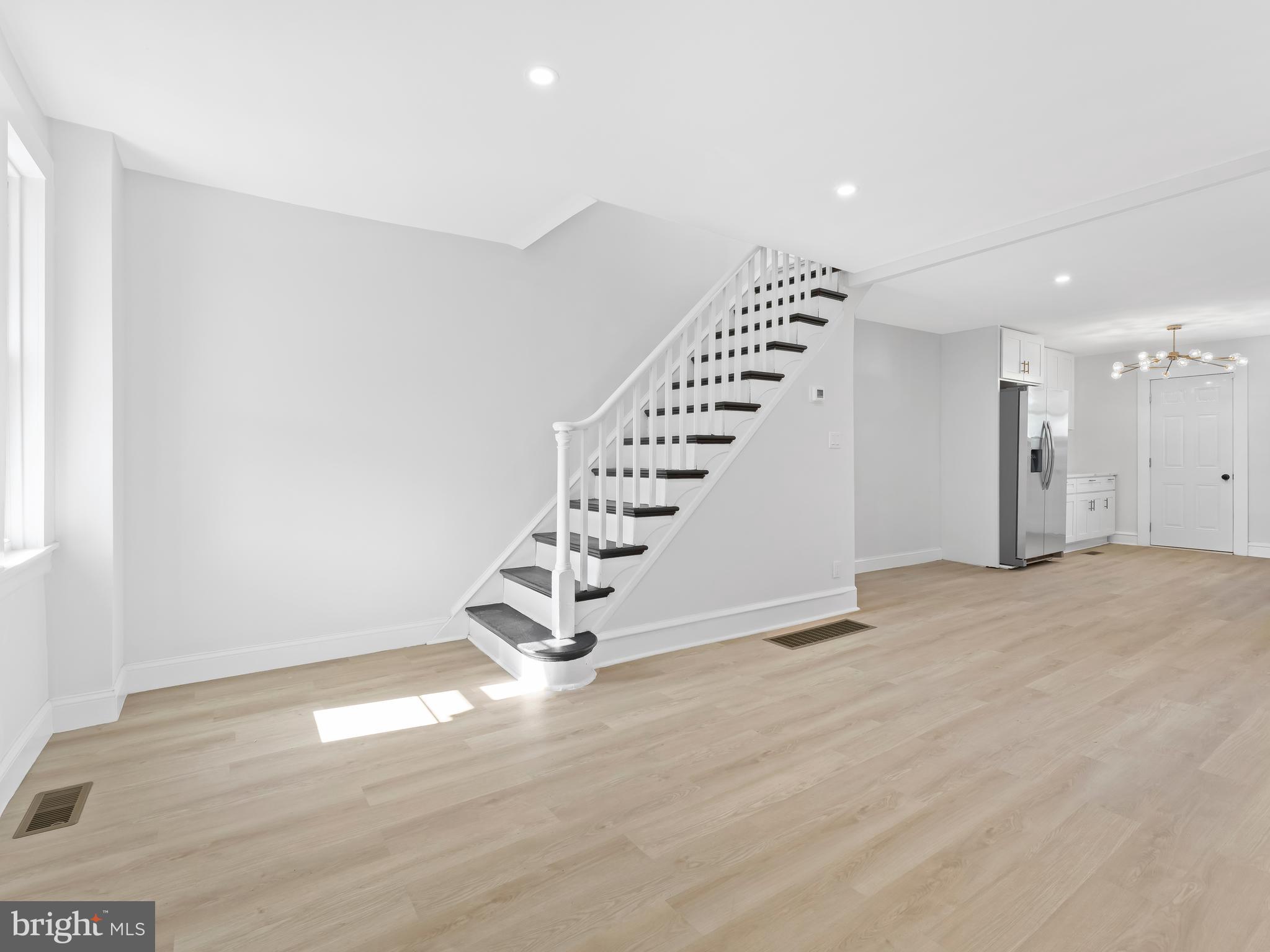 WEST OAK LANE - Residential