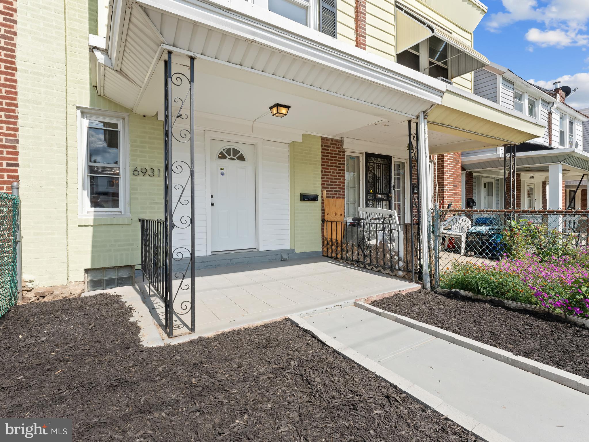 WEST OAK LANE - Residential