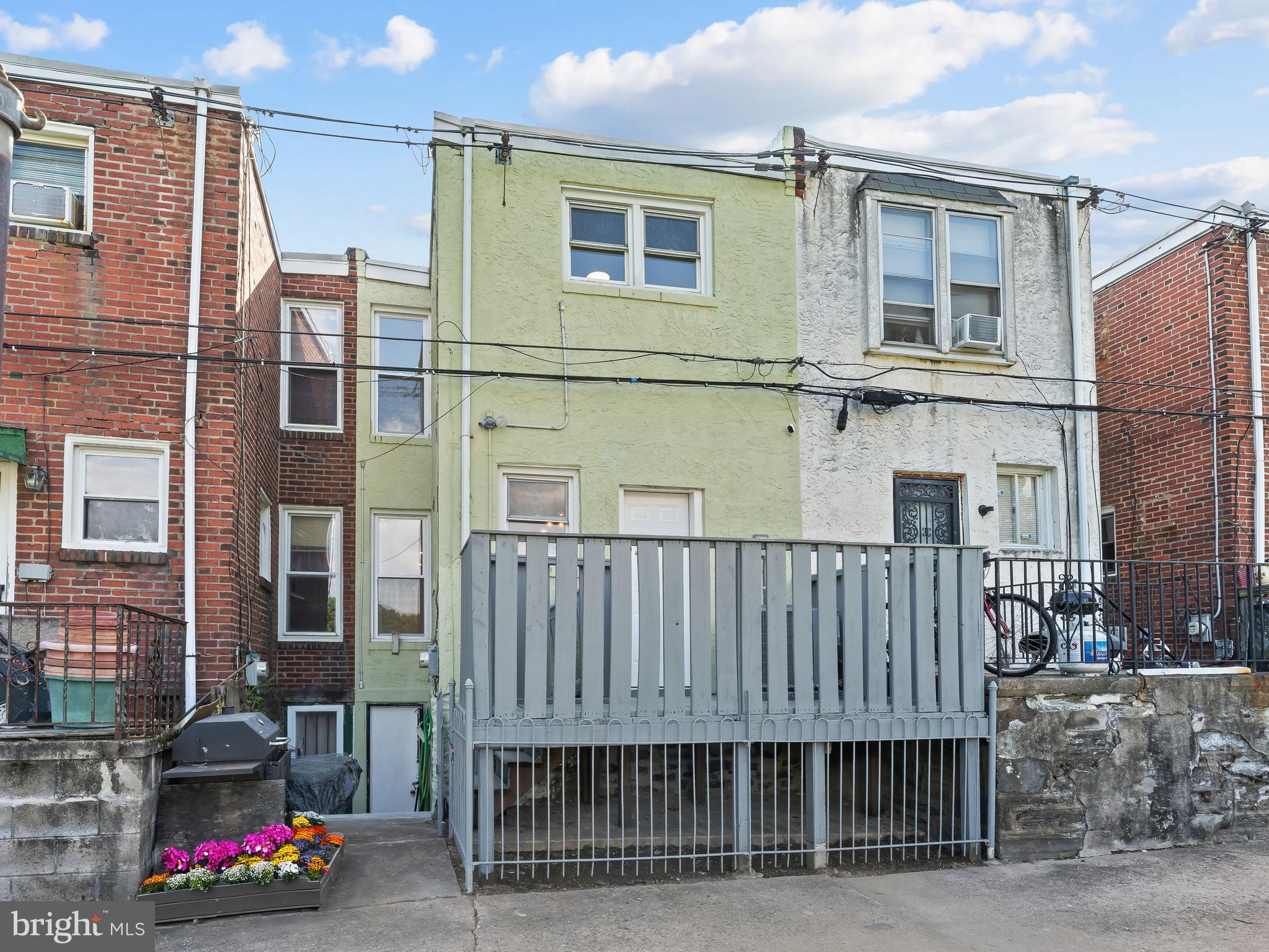 WEST OAK LANE - Residential