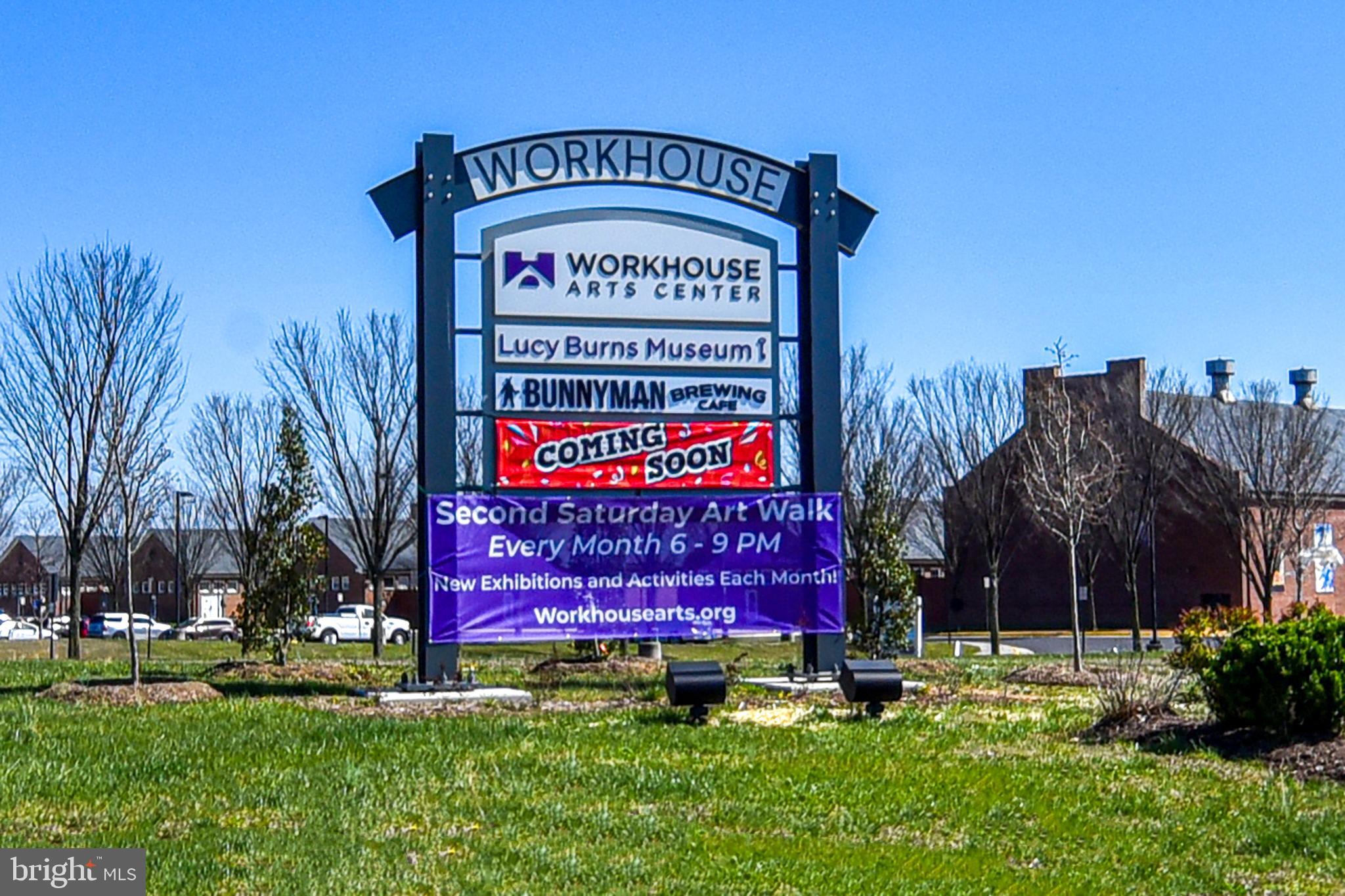 CROSSPOINTE - Residential