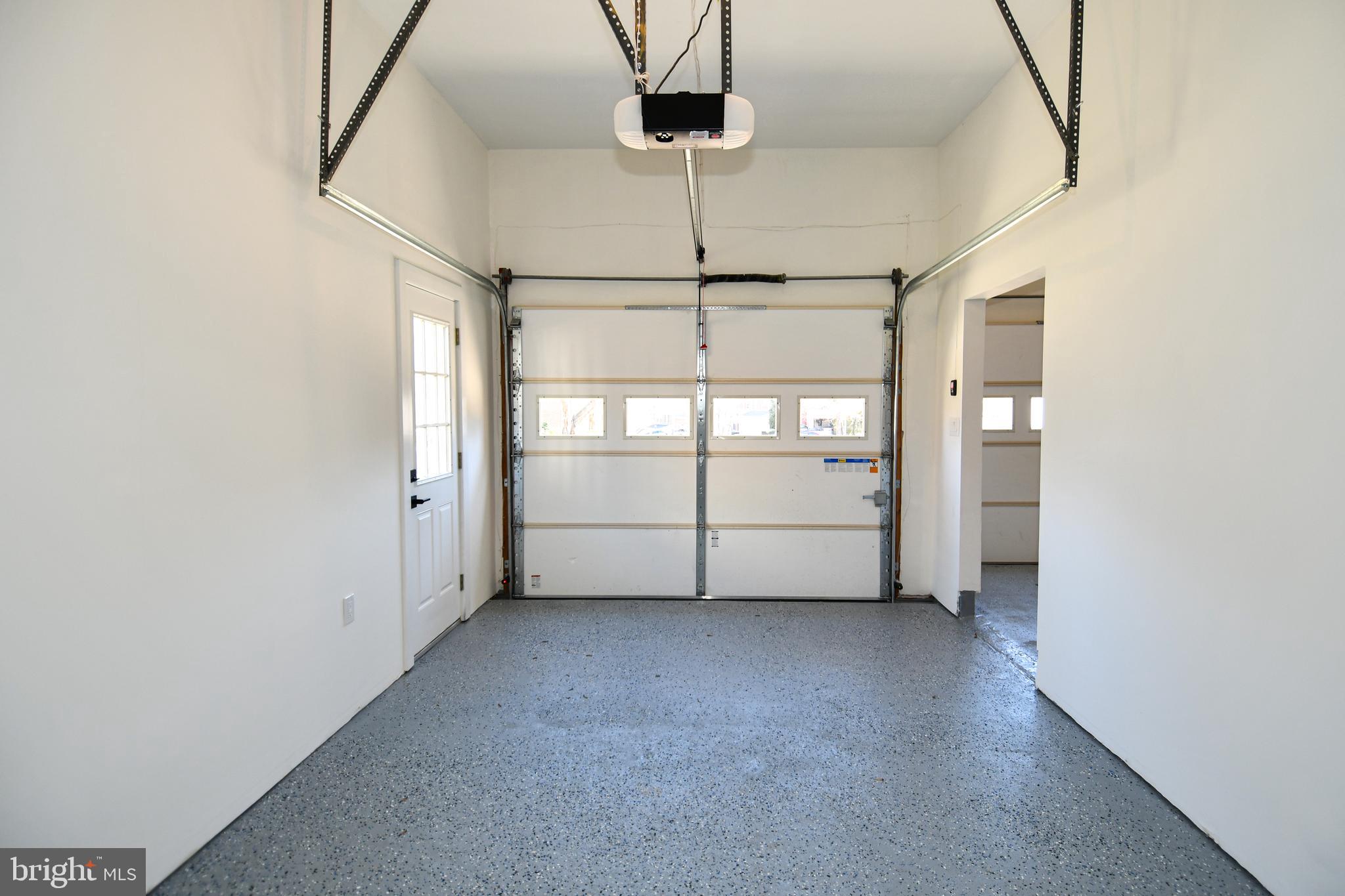 CROSSPOINTE - Residential