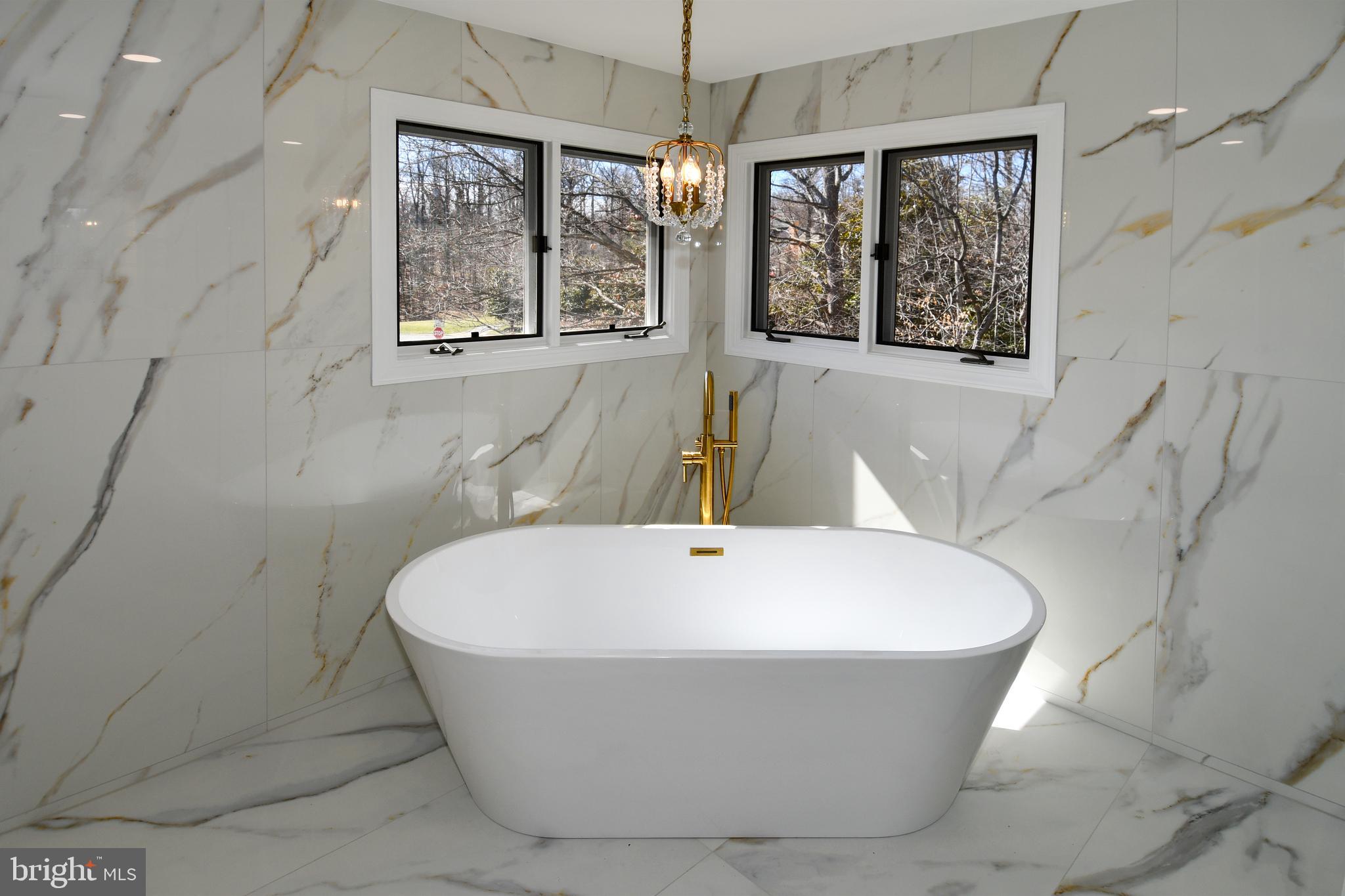 CROSSPOINTE - Residential