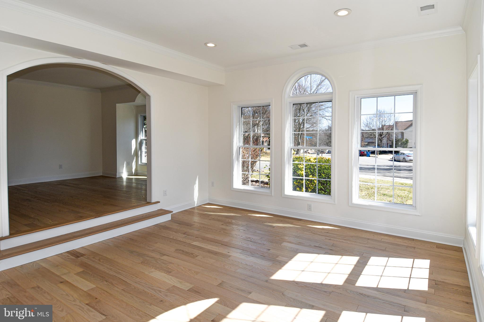 CROSSPOINTE - Residential