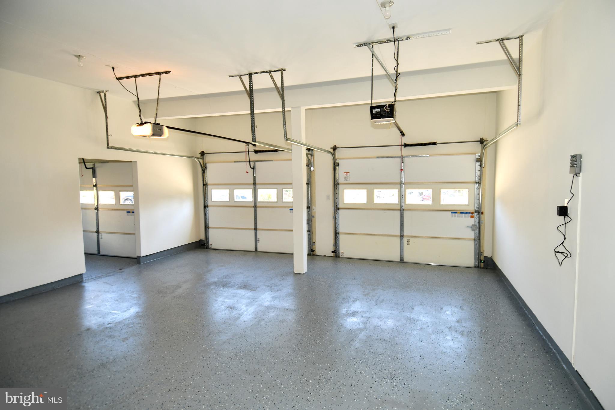 CROSSPOINTE - Residential