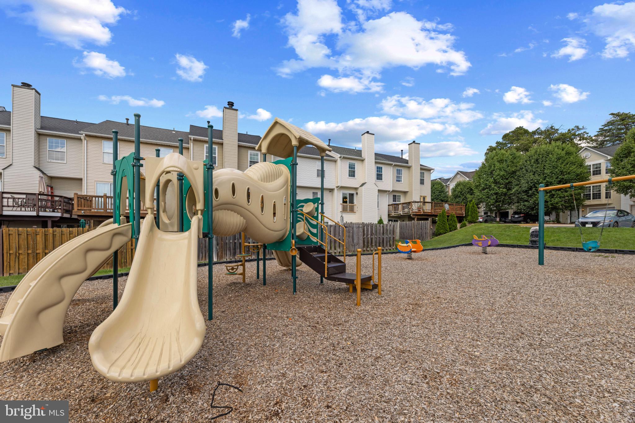 BELMONT STATION - Residential