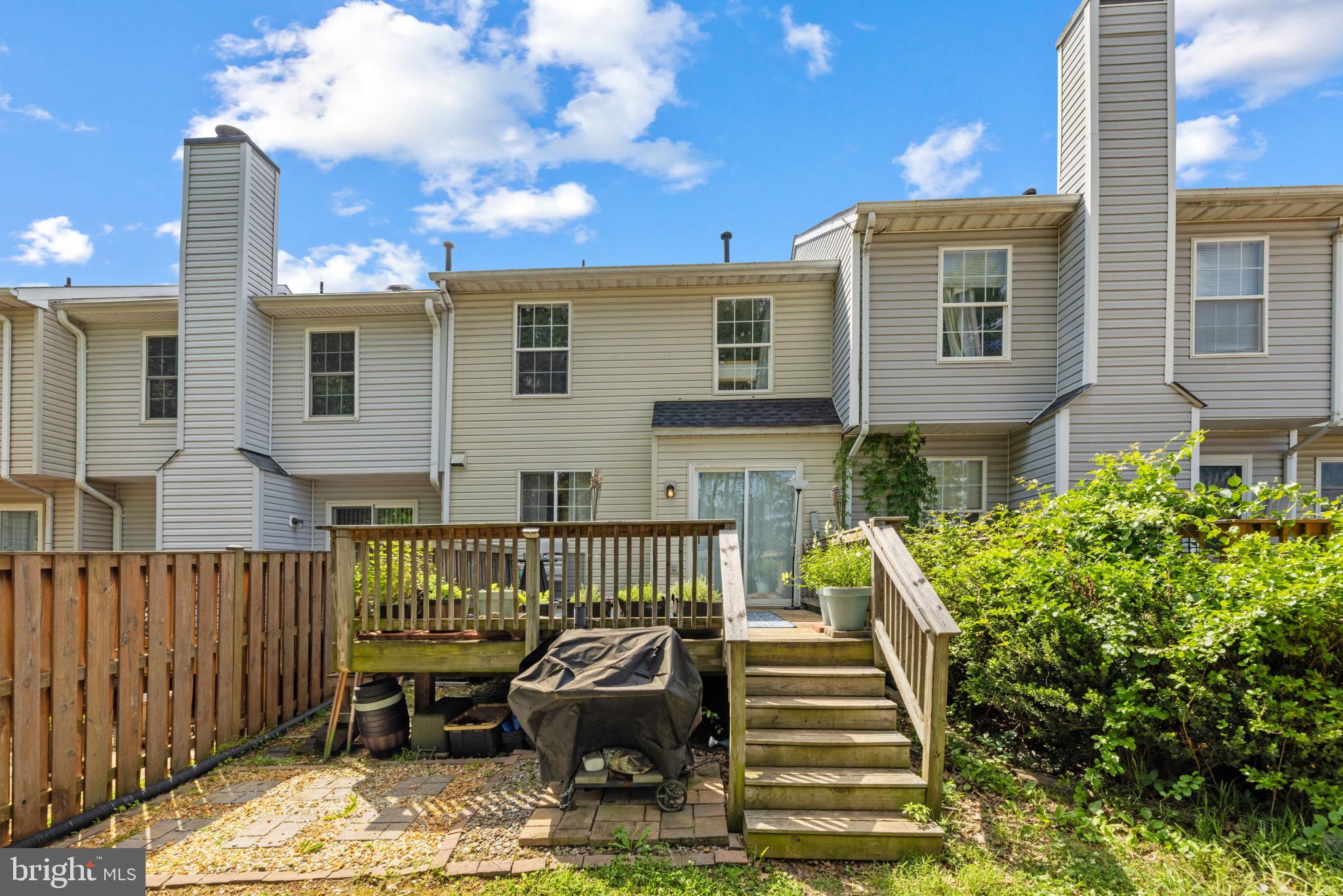 BELMONT STATION - Residential