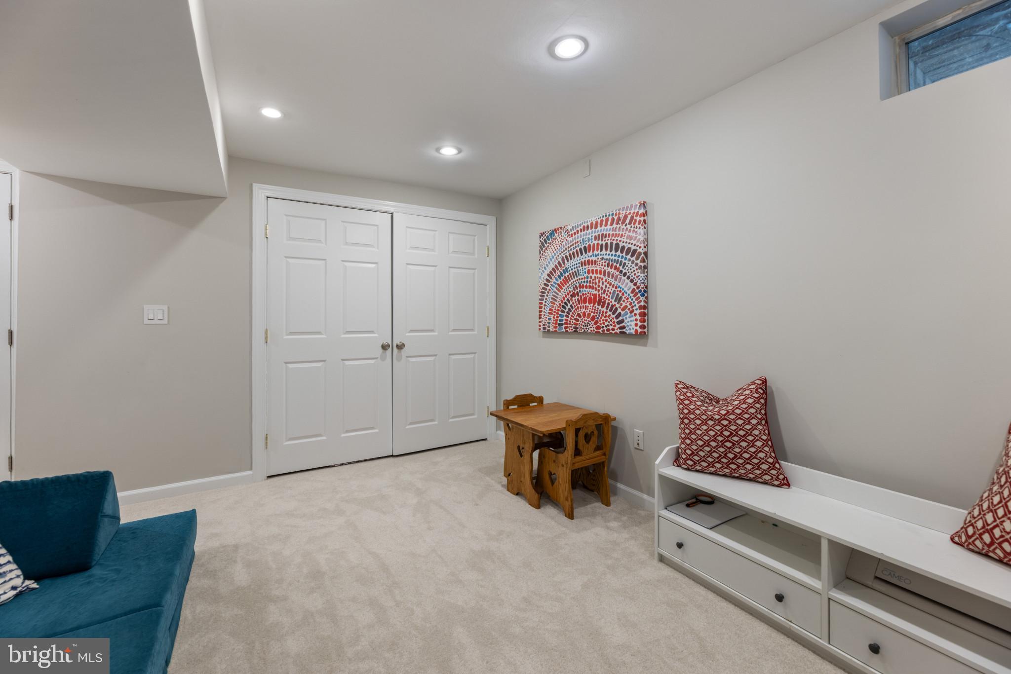 BELMONT STATION - Residential