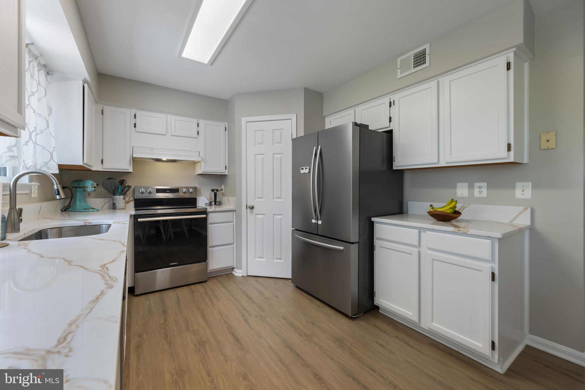 BELMONT STATION - Residential