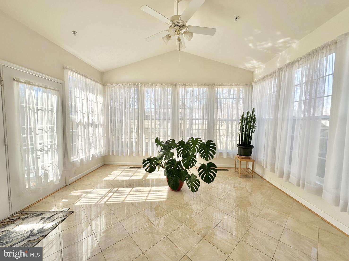 JORDENS - Residential