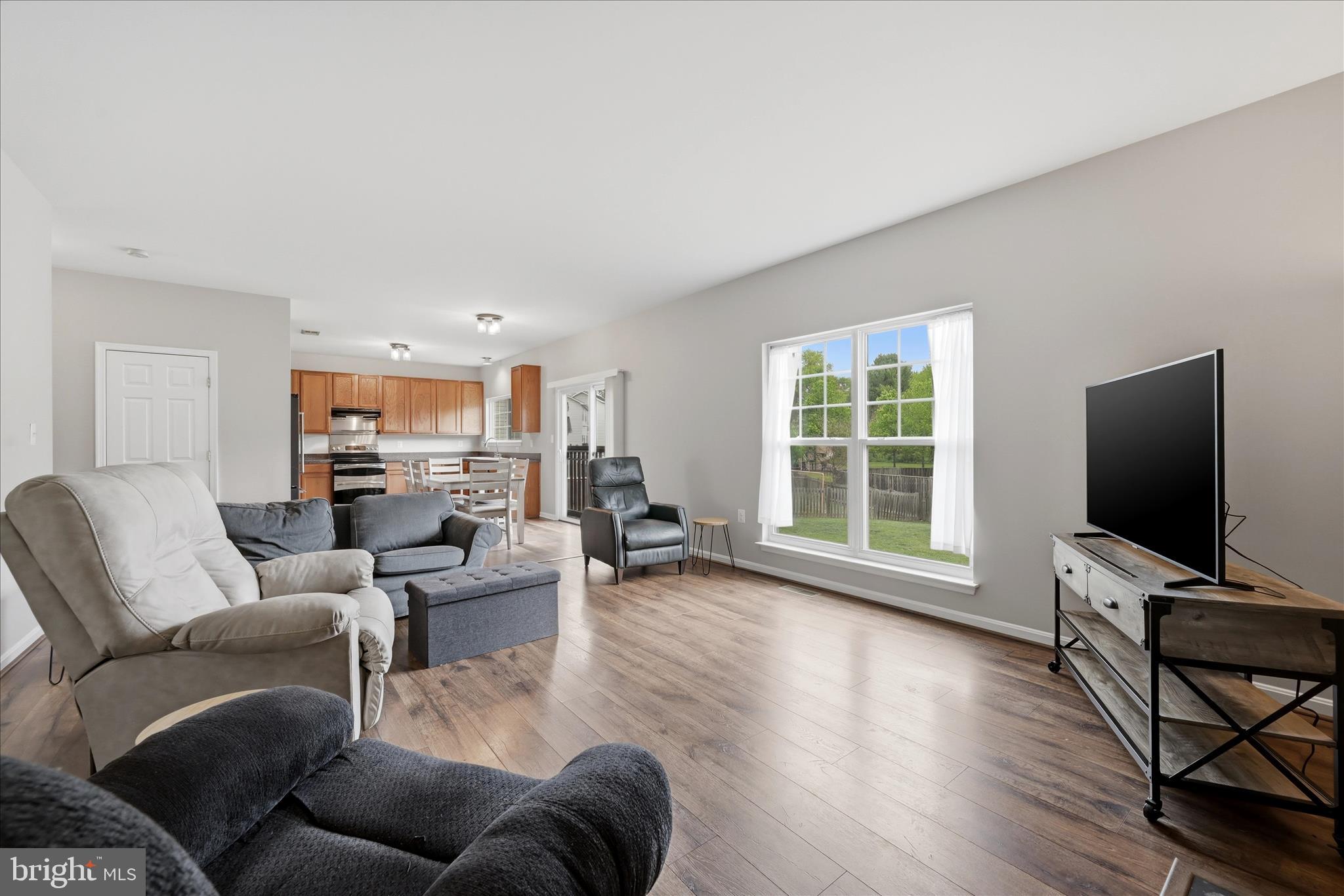 ROSEVILLE DOWNS - Residential