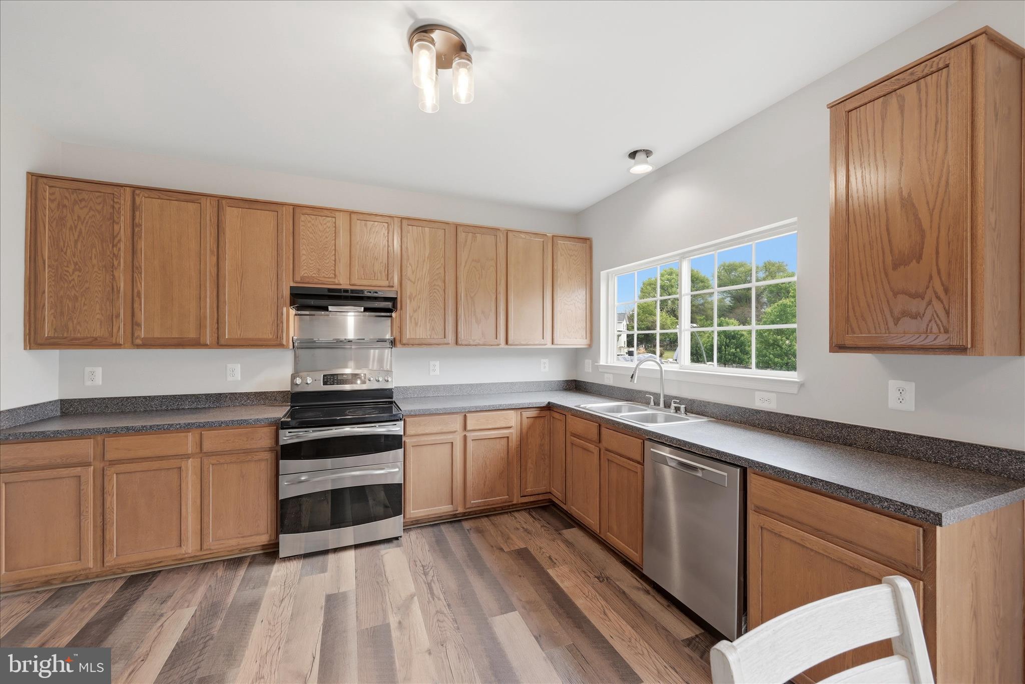 ROSEVILLE DOWNS - Residential