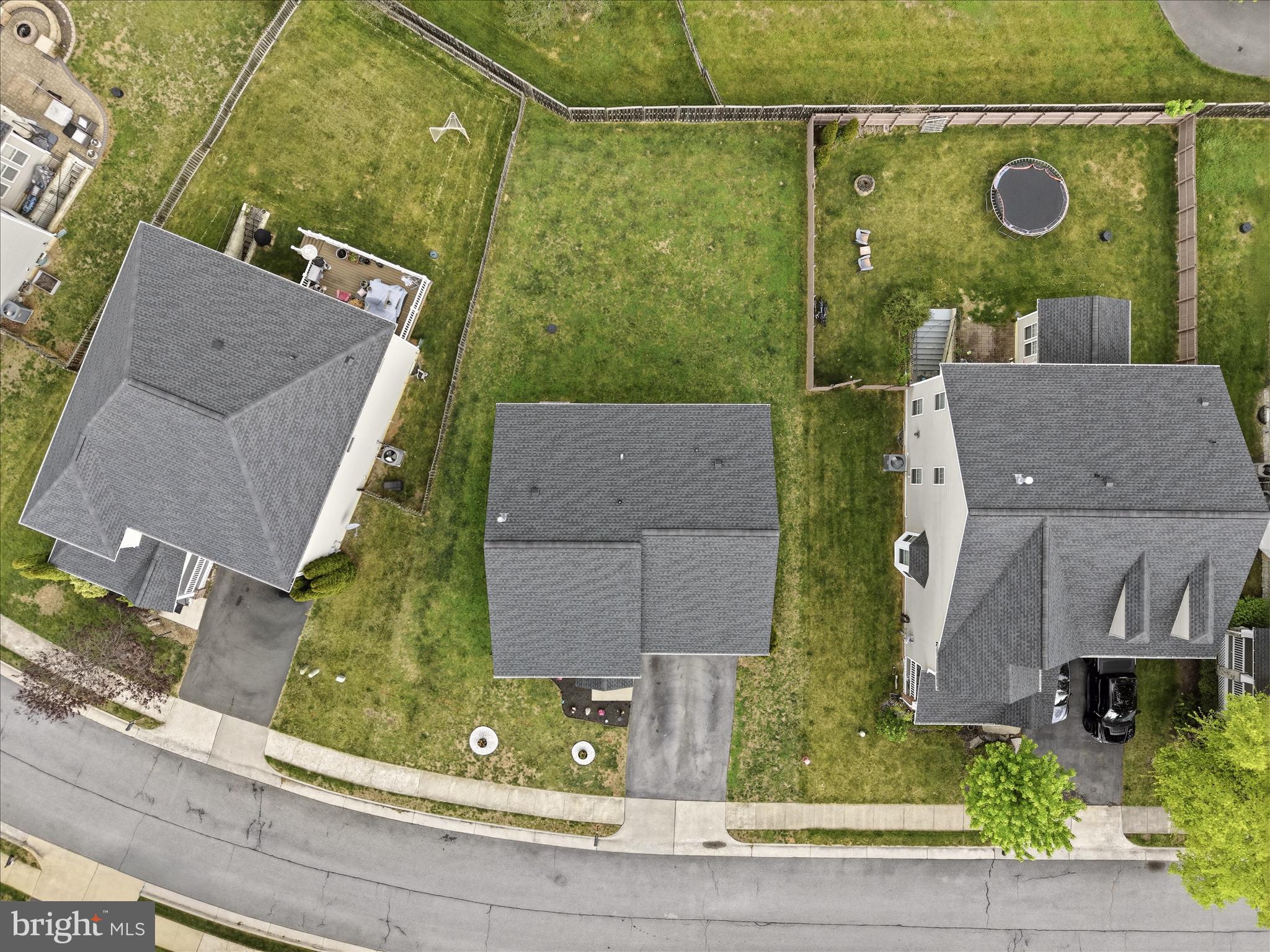 ROSEVILLE DOWNS - Residential