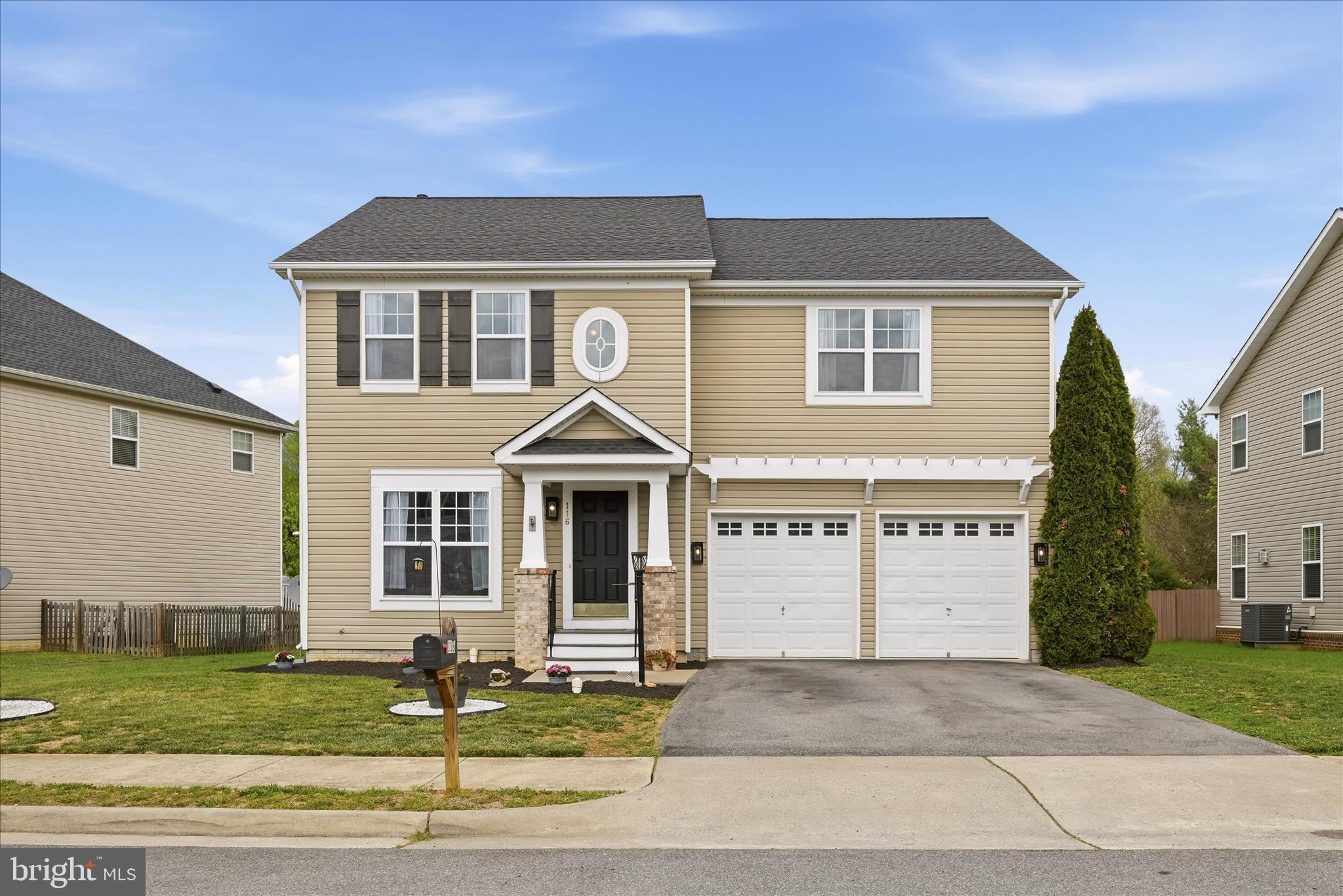 ROSEVILLE DOWNS - Residential