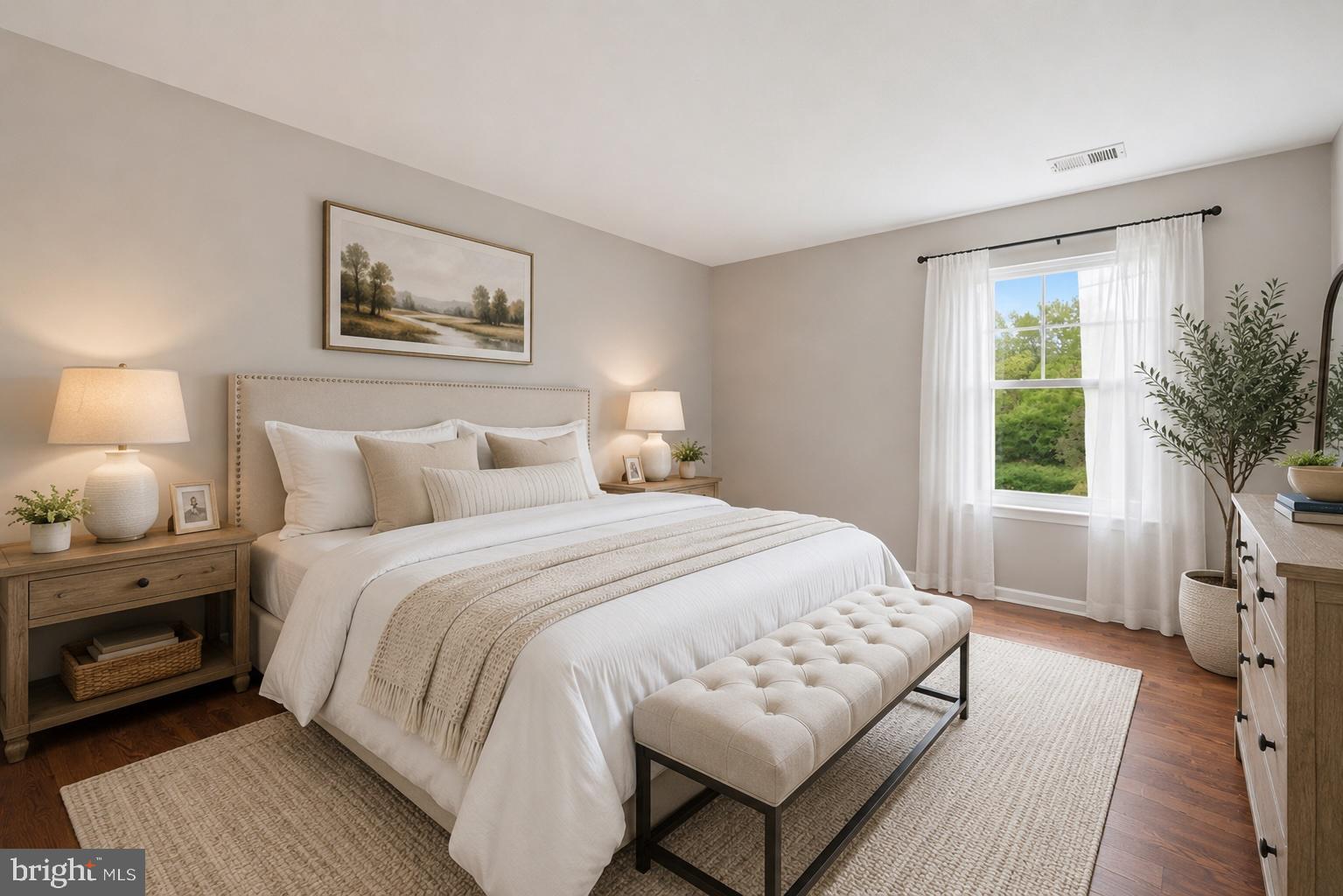 ROSEVILLE DOWNS - Residential
