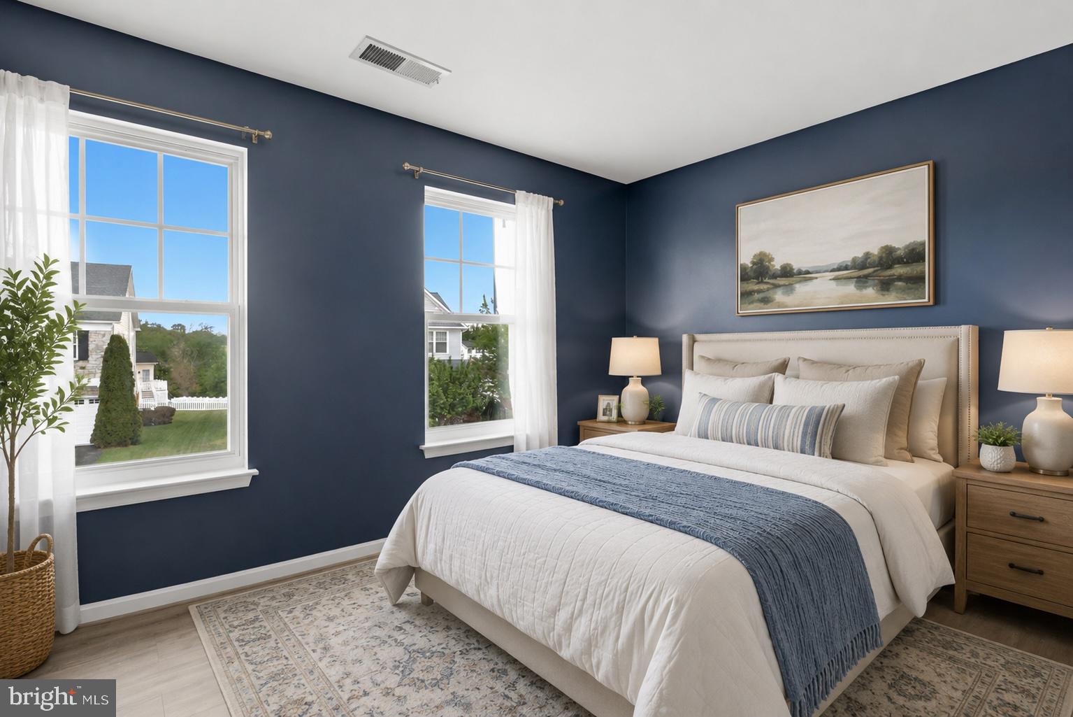 ROSEVILLE DOWNS - Residential