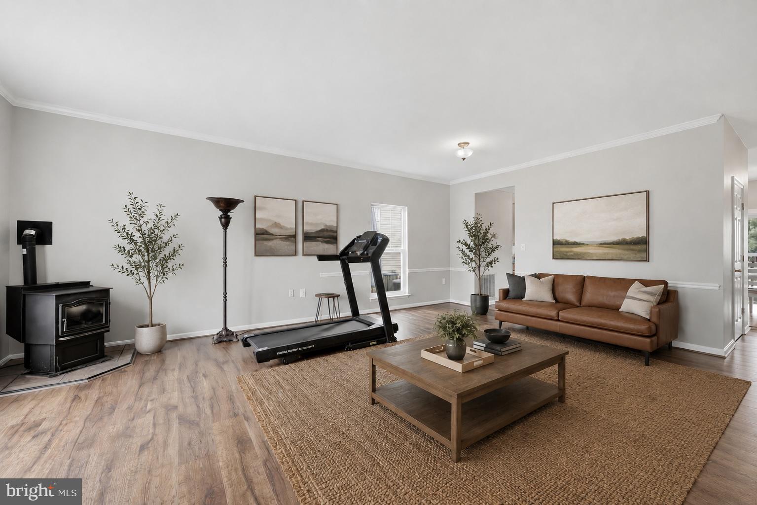 ROSEVILLE DOWNS - Residential