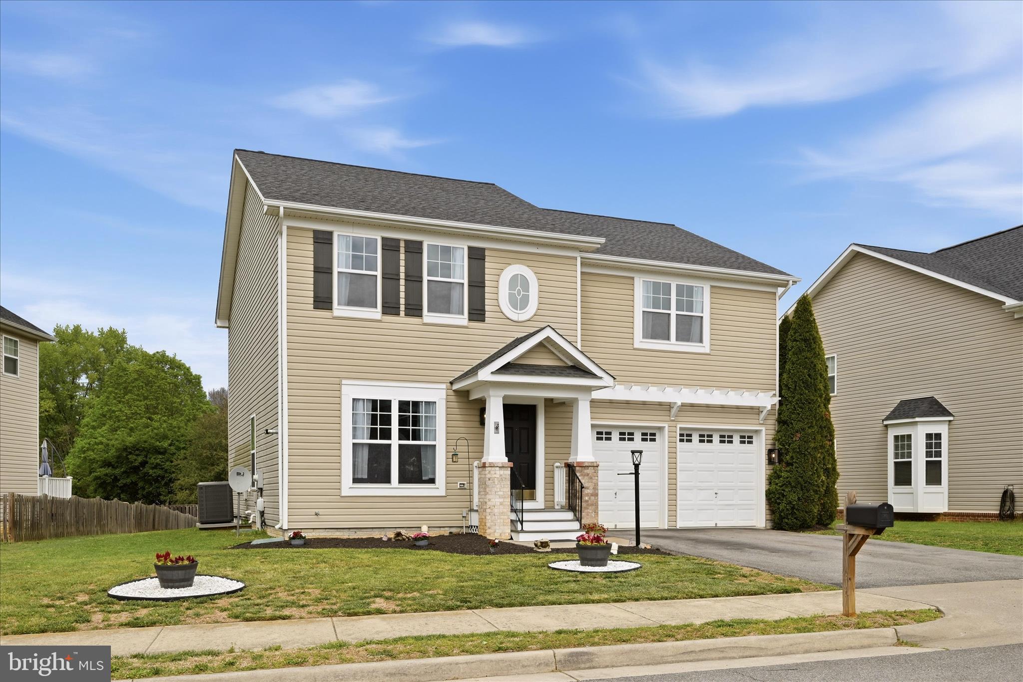 ROSEVILLE DOWNS - Residential