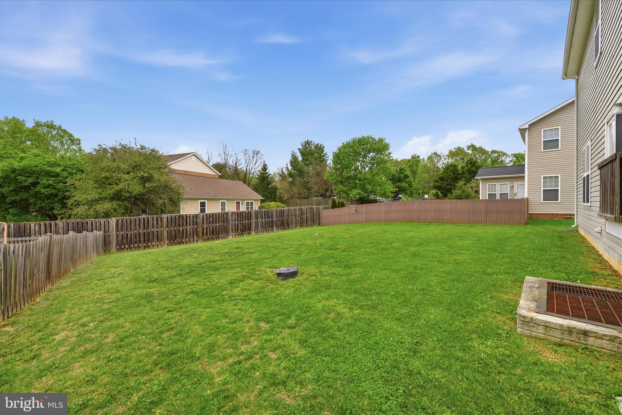 ROSEVILLE DOWNS - Residential