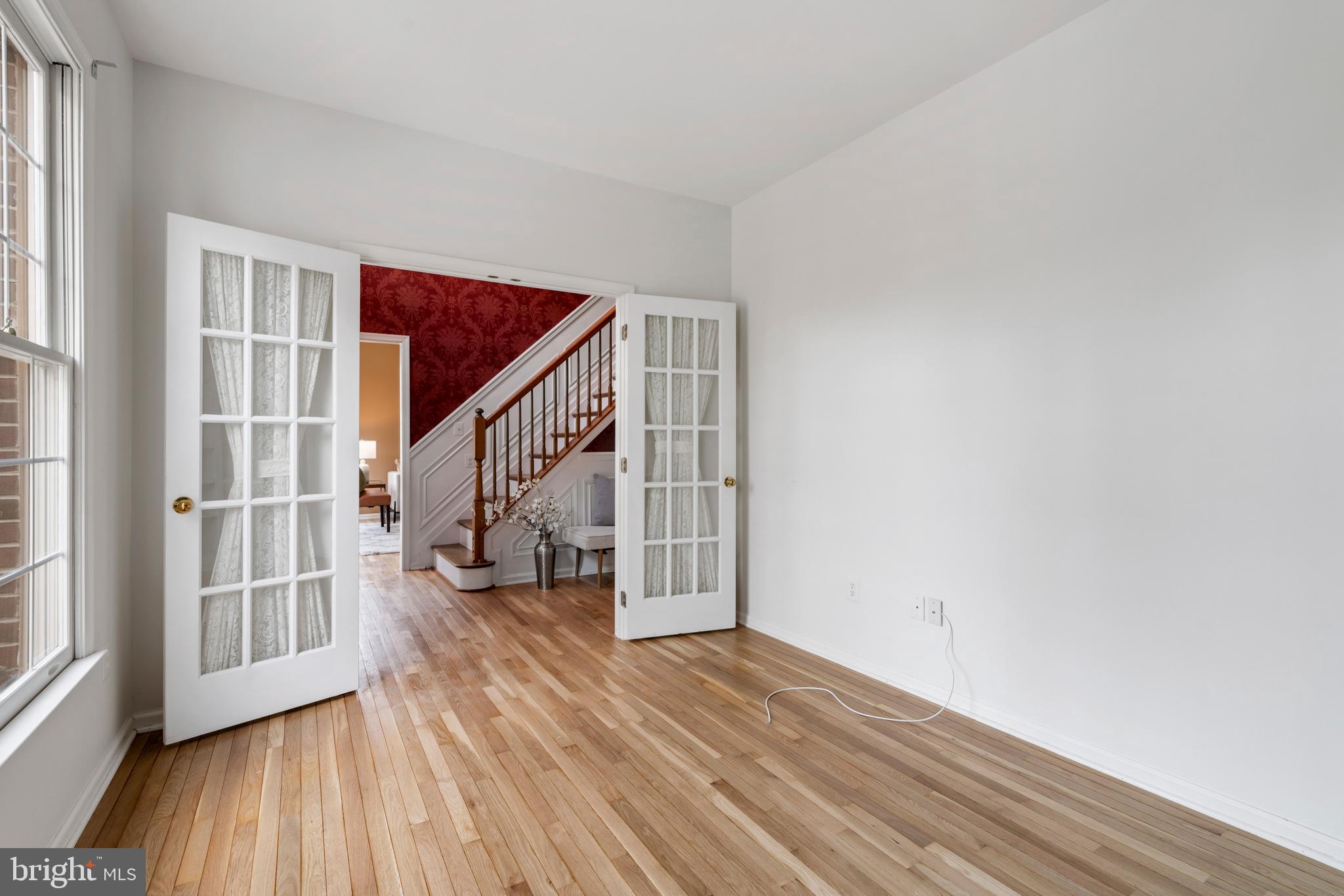 MAYFAIR - Residential