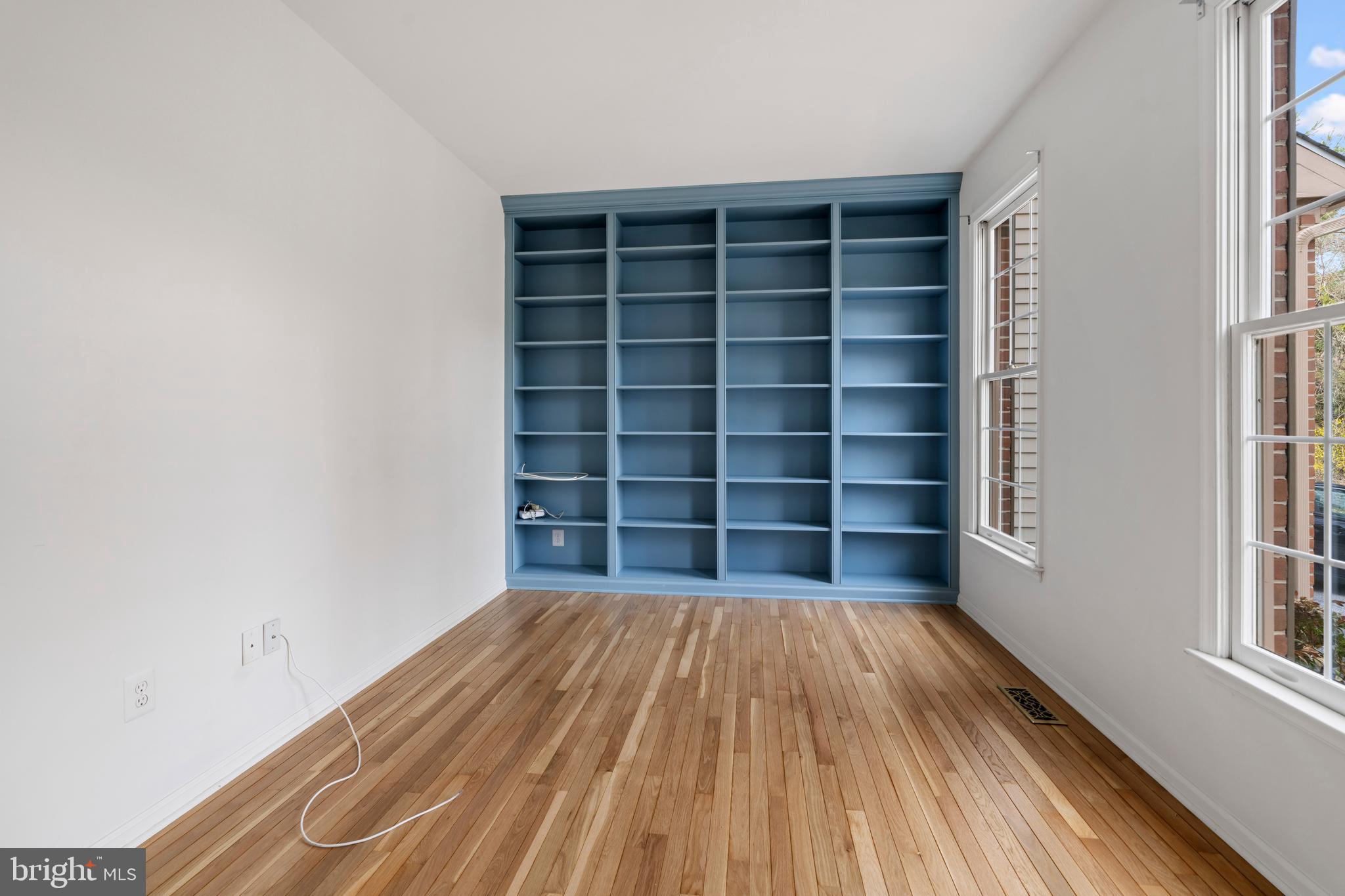 MAYFAIR - Residential