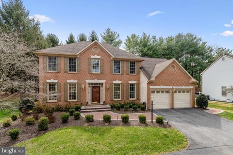 Photo of 15 Castlewall Court, LUTHERVILLE TIMONIUM, MD 21093 (MLS # MDBC2150882)
