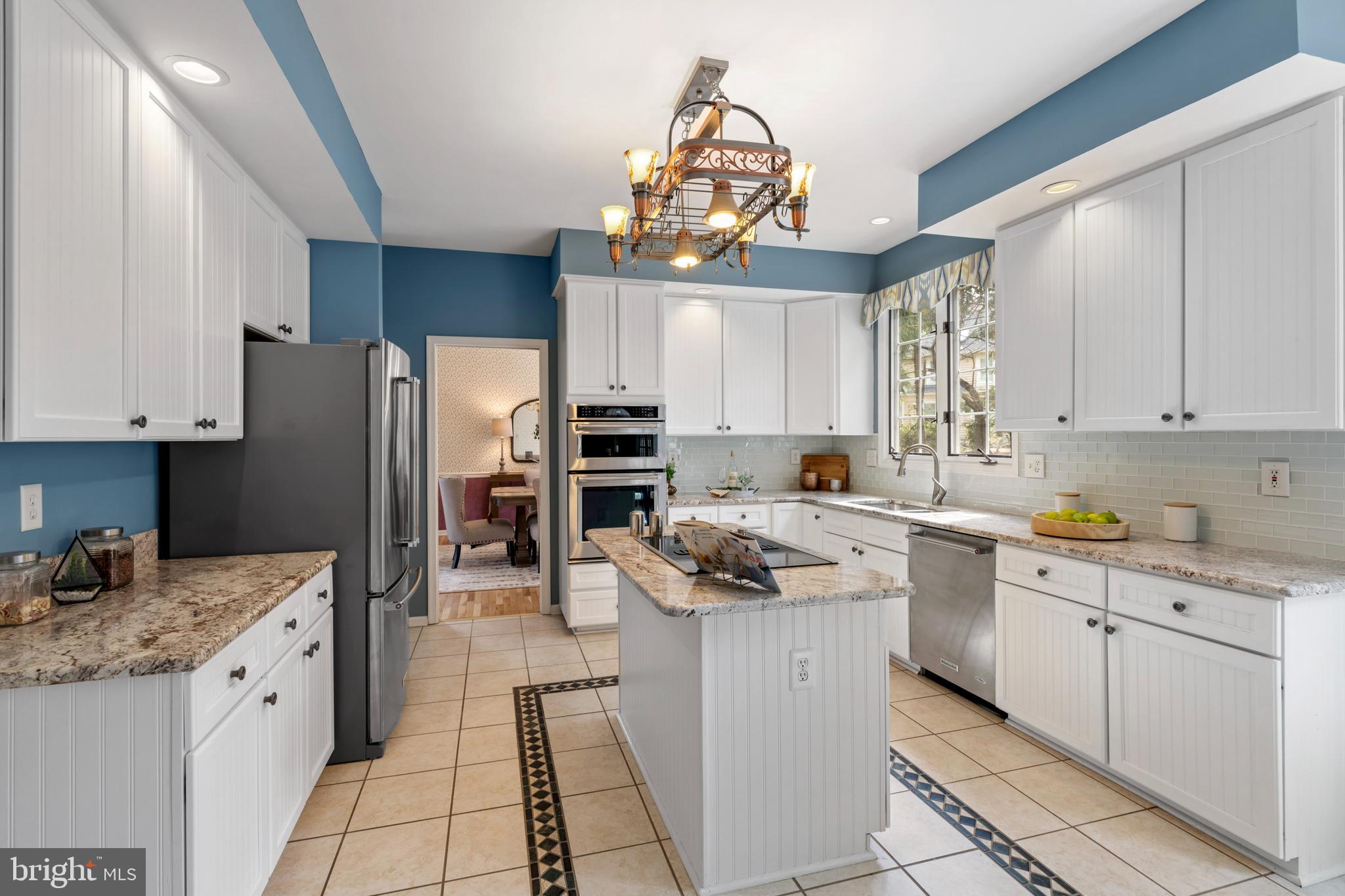 MAYFAIR - Residential