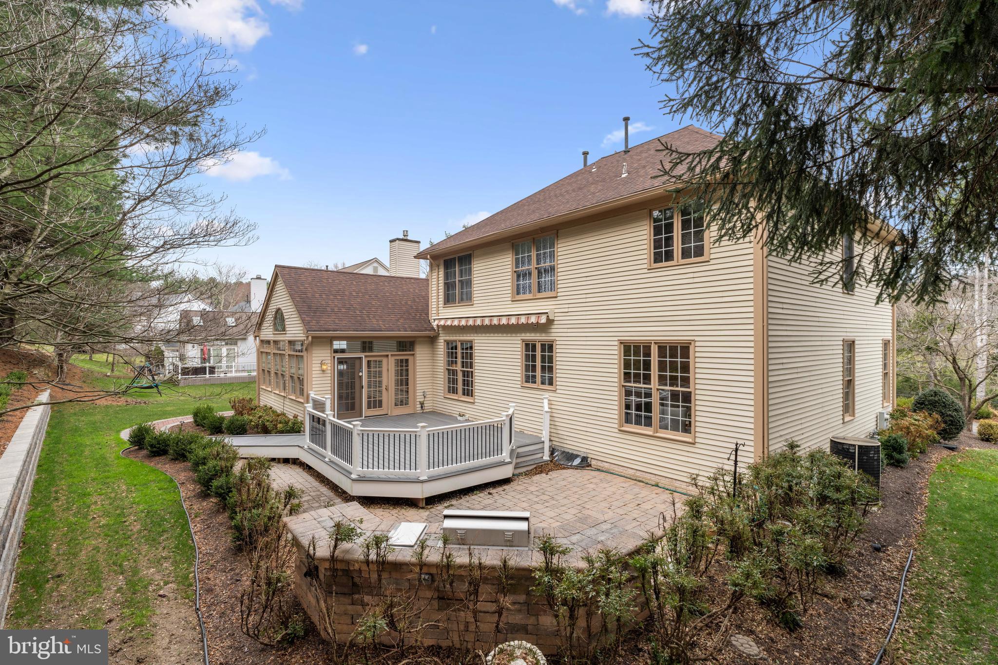 MAYFAIR - Residential