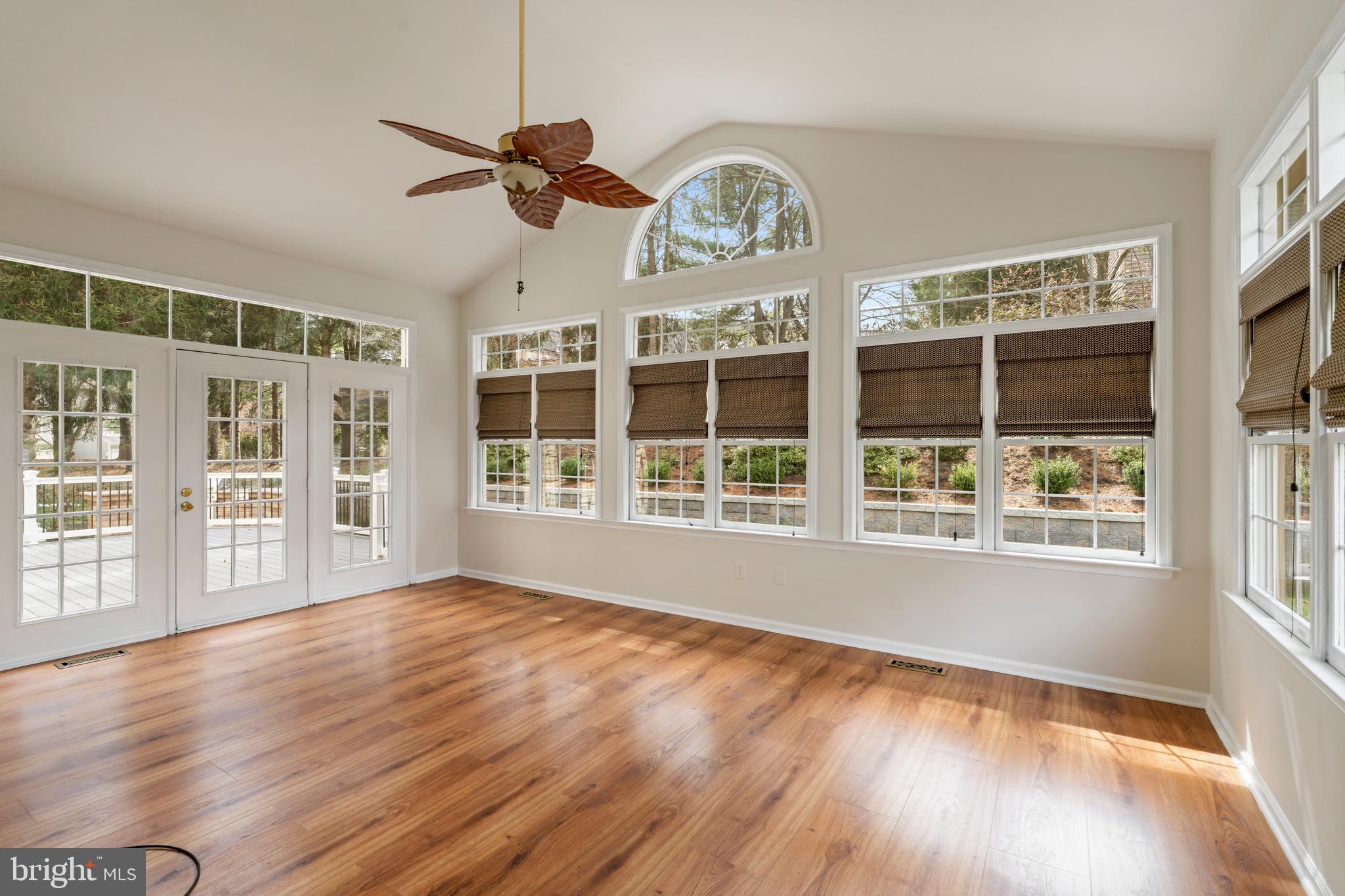 MAYFAIR - Residential