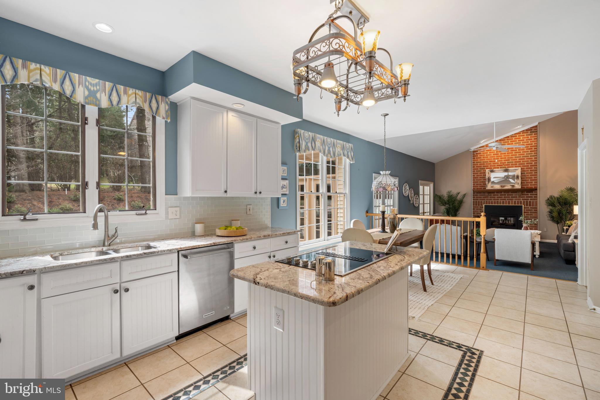 MAYFAIR - Residential