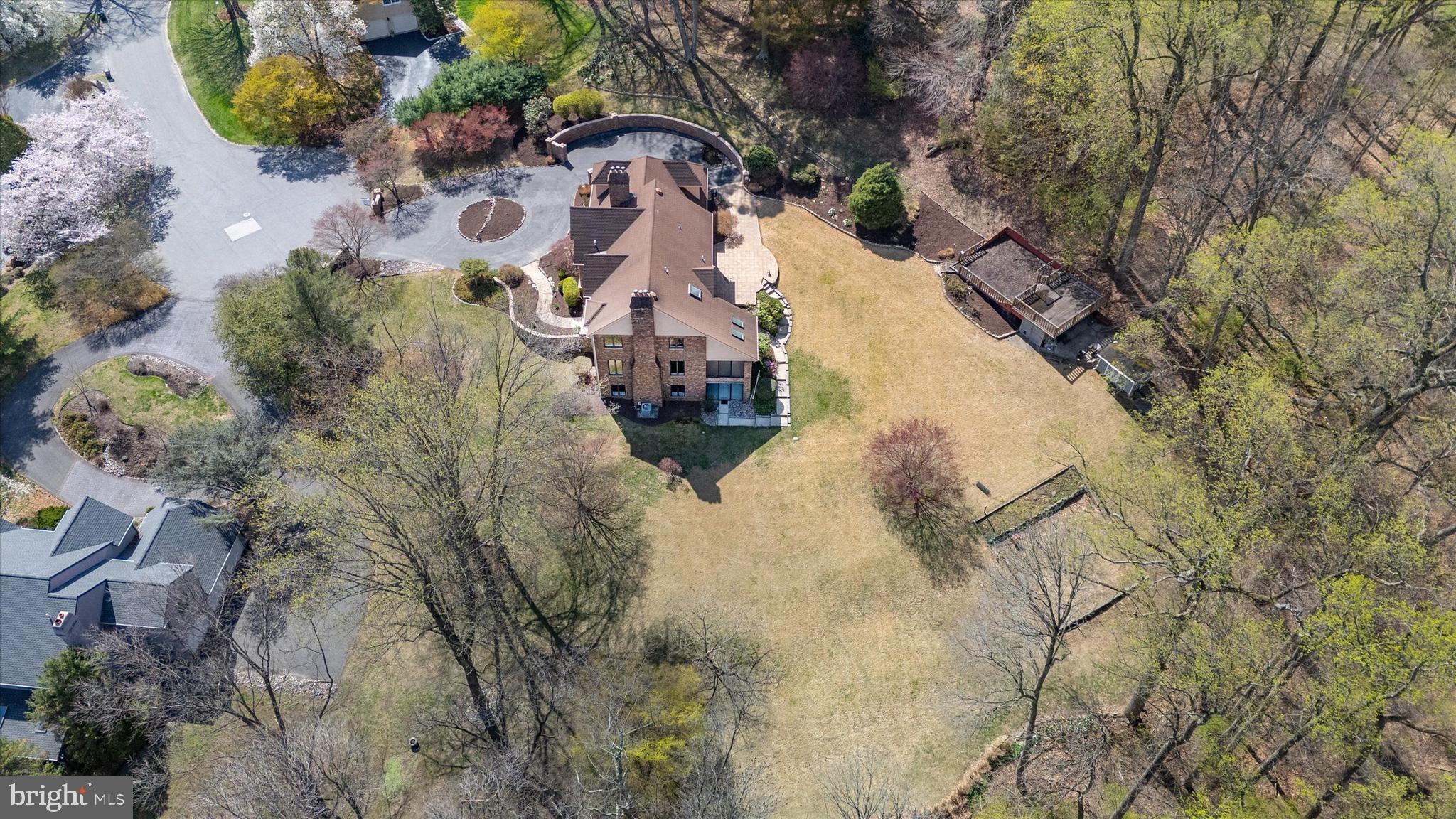 HIDDEN VALLEY - Residential
