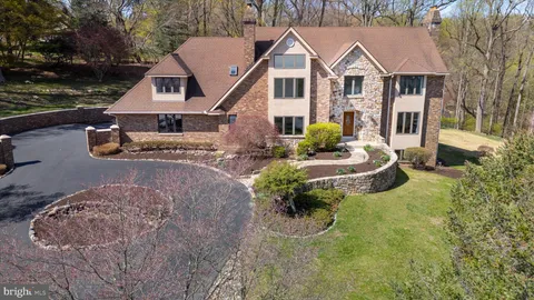 411 Hidden Valley Road, Media, PA MLS: PADE2087408