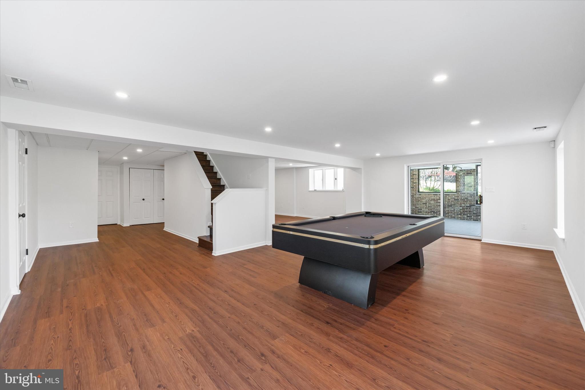 HIDDEN VALLEY - Residential