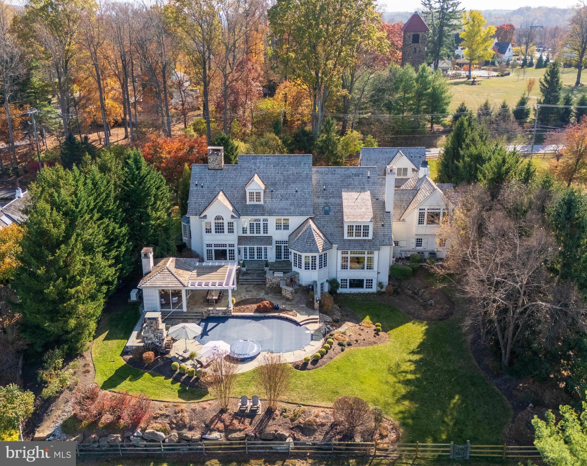 APPLEBROOK - Residential