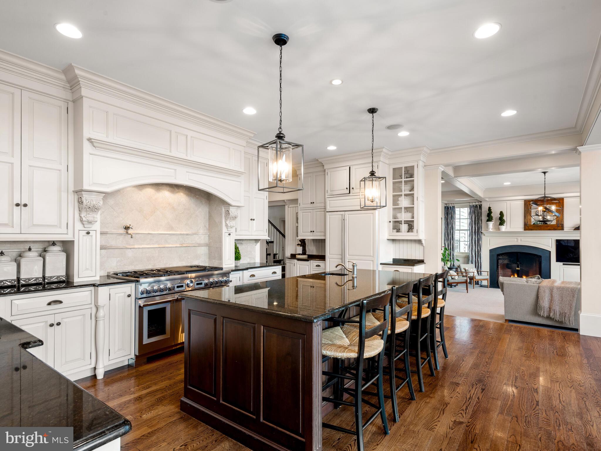 APPLEBROOK - Residential