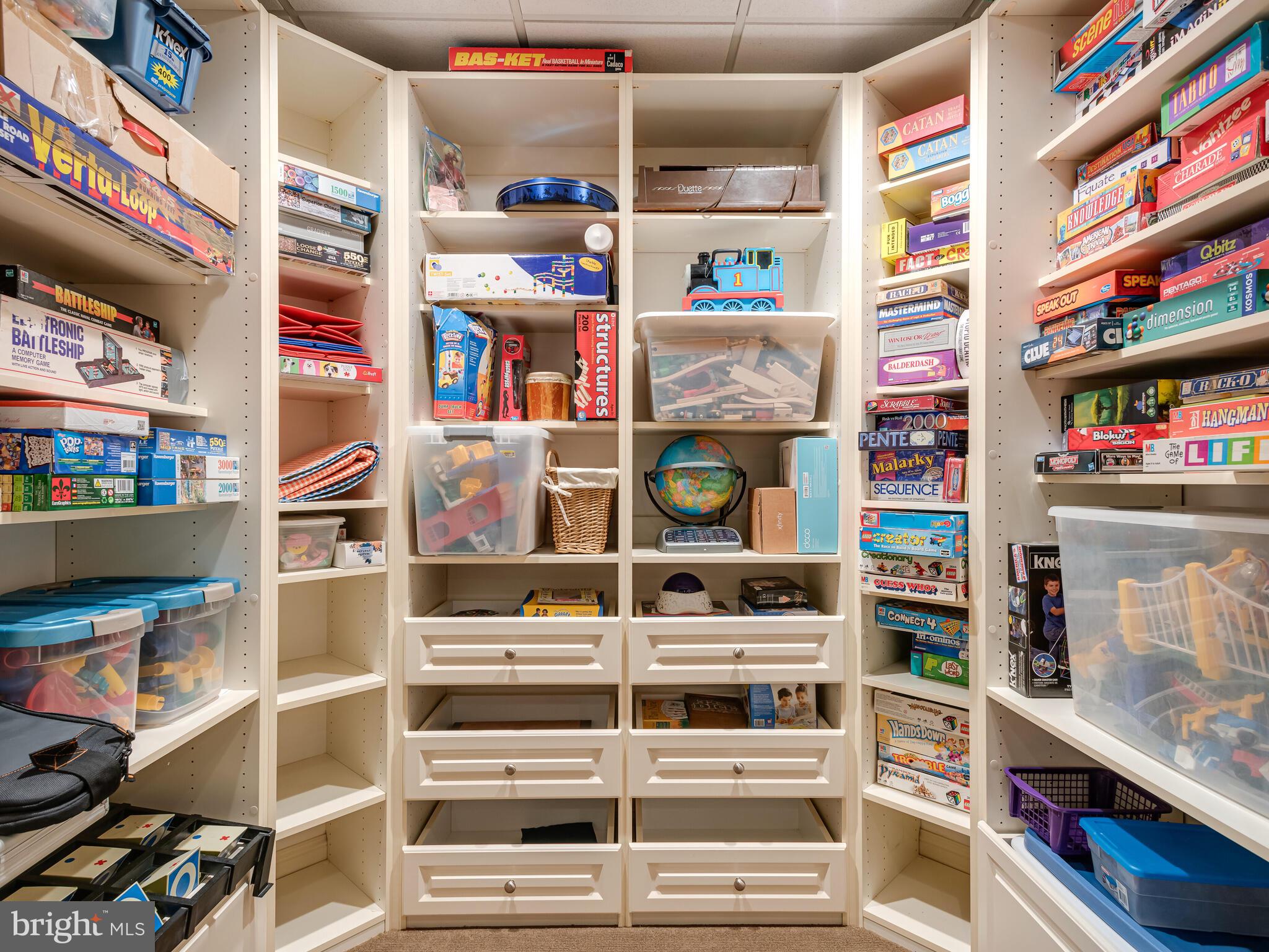 APPLEBROOK - Residential